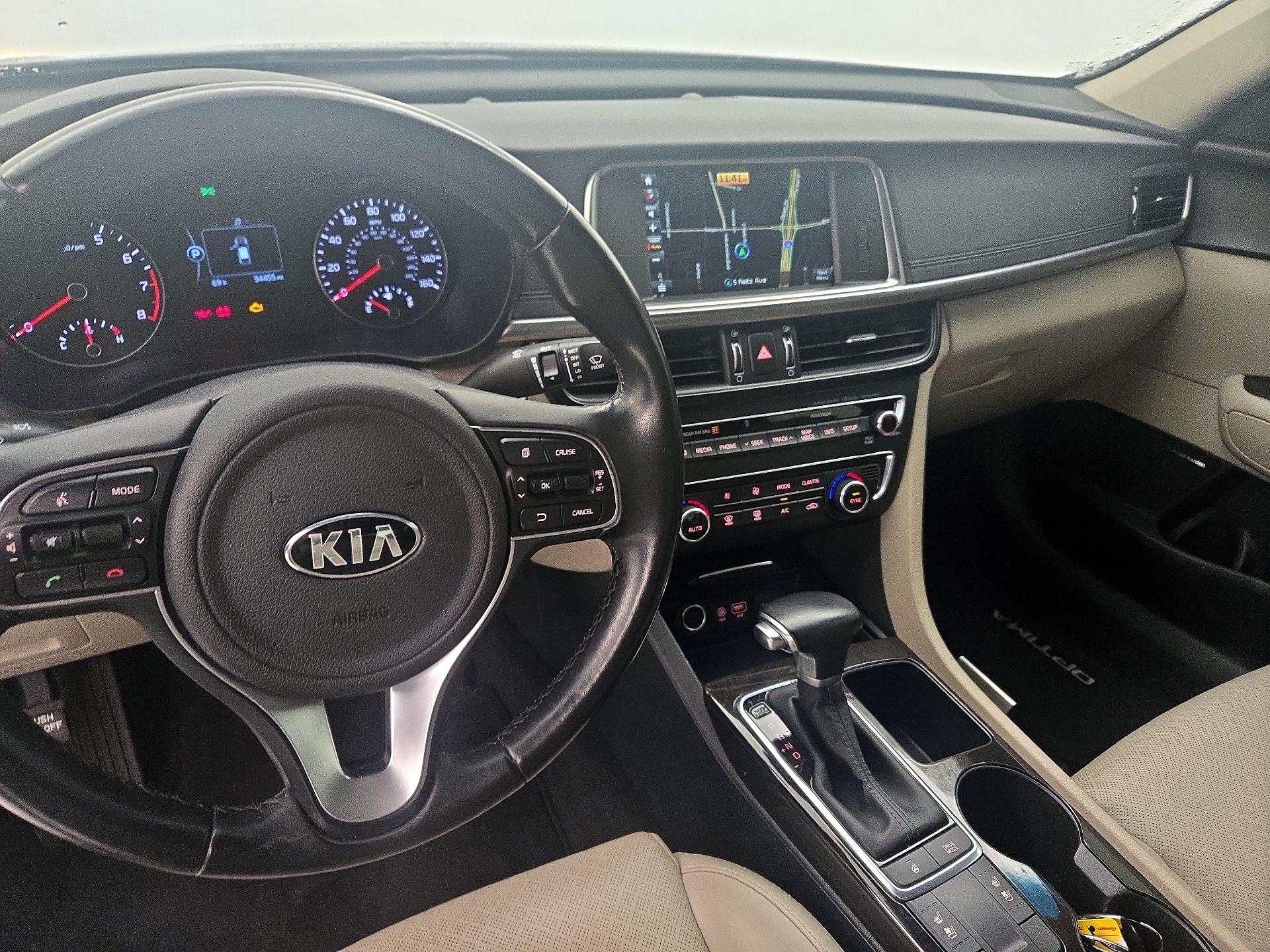 Thumbnail: 2016 Kia Optima - 9