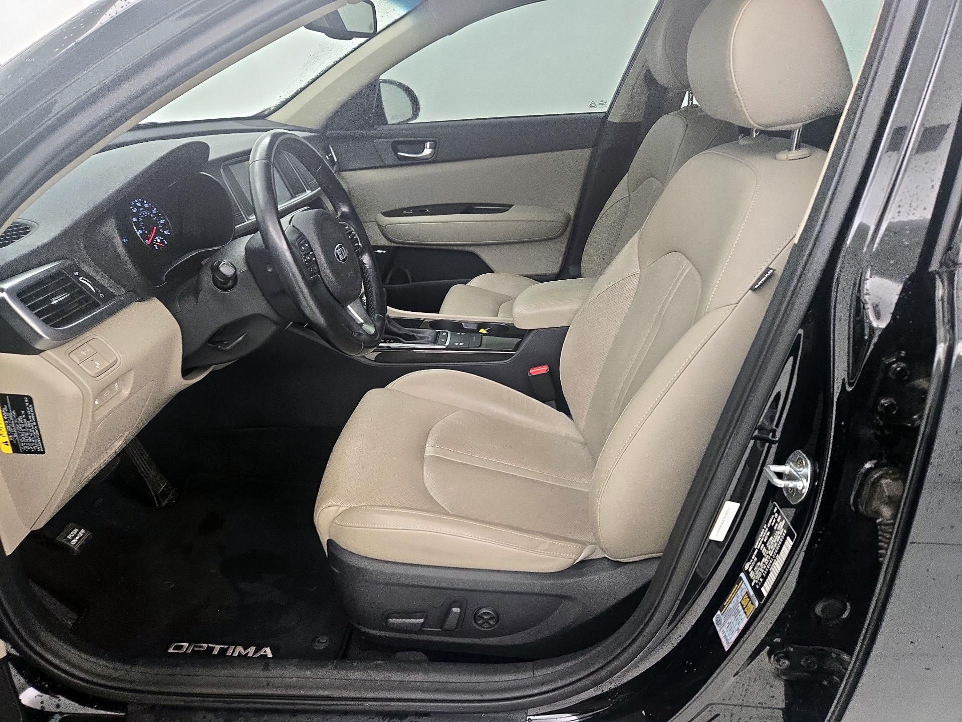 Thumbnail: 2016 Kia Optima - 11