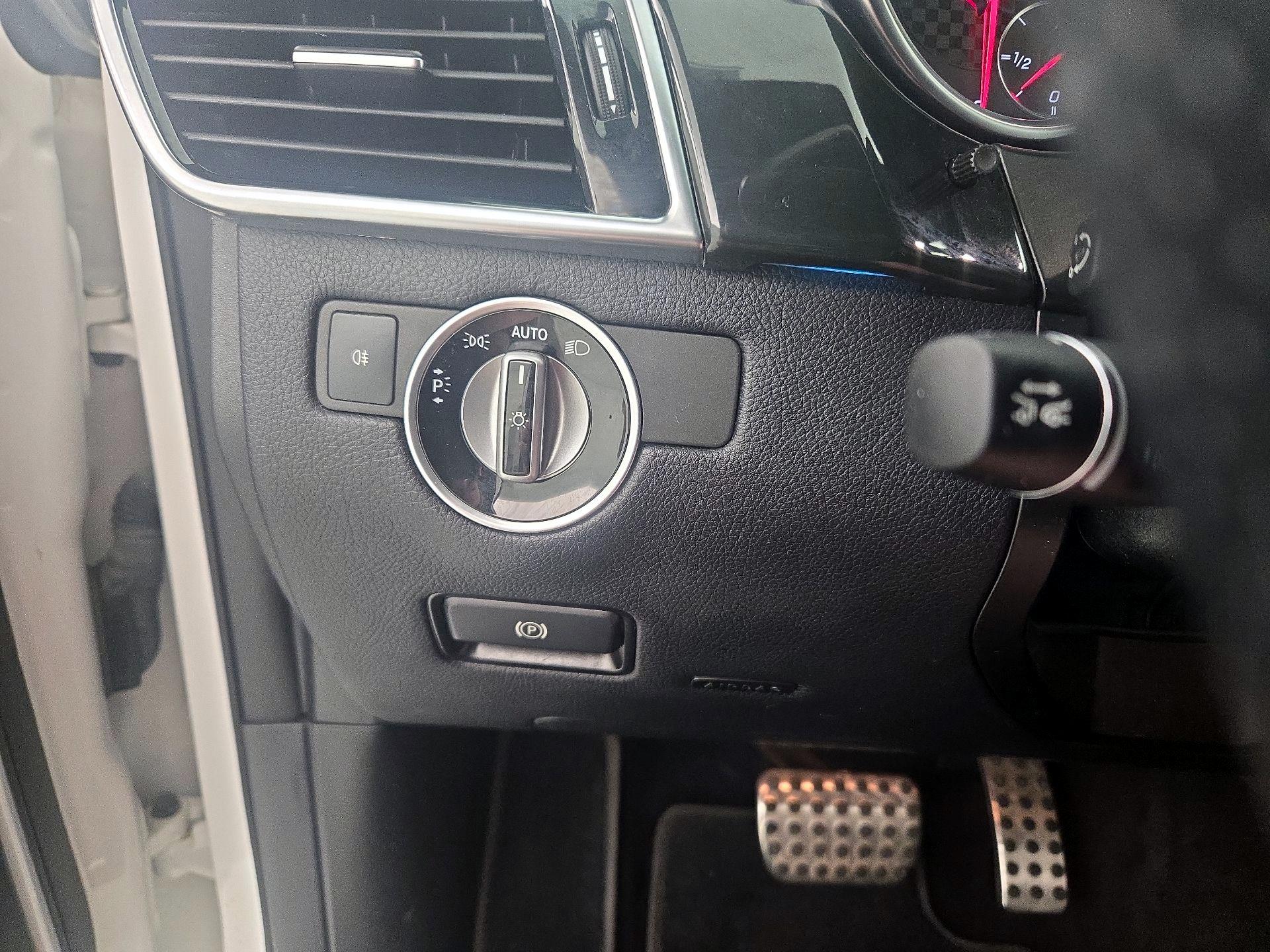 Thumbnail: 2019 Mercedes-Benz GLE - 13