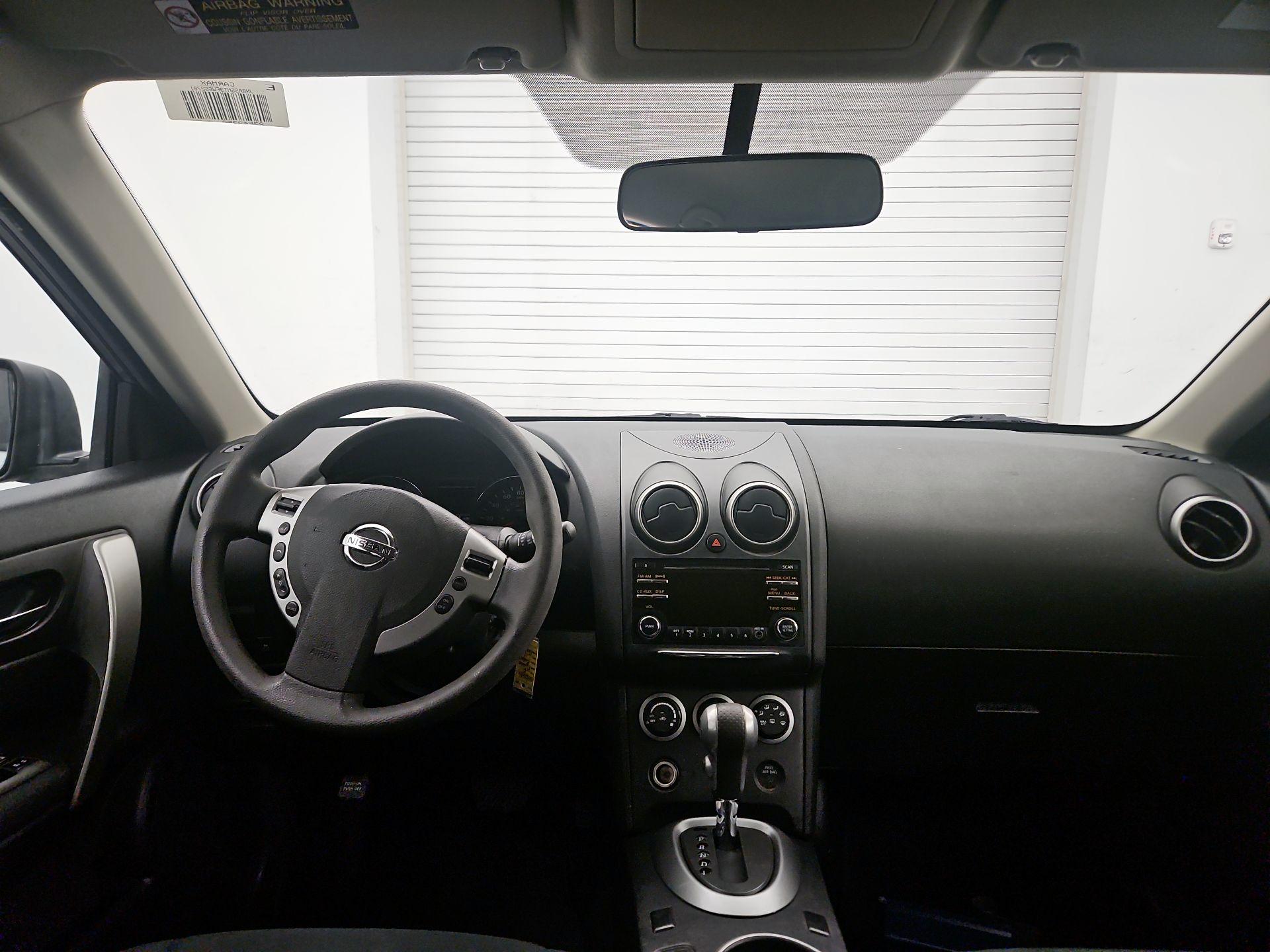 Thumbnail: 2015 Nissan Rogue - 9