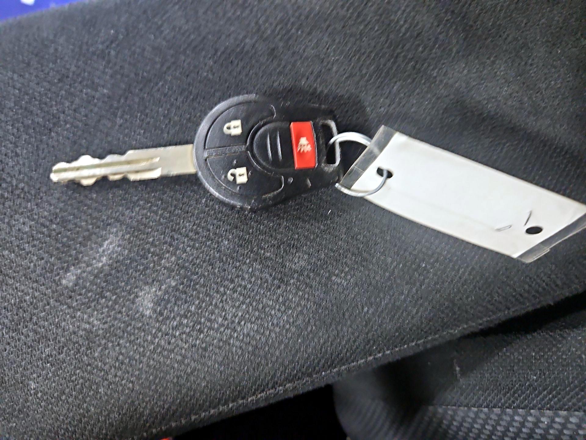 Thumbnail: 2015 Nissan Rogue - 20