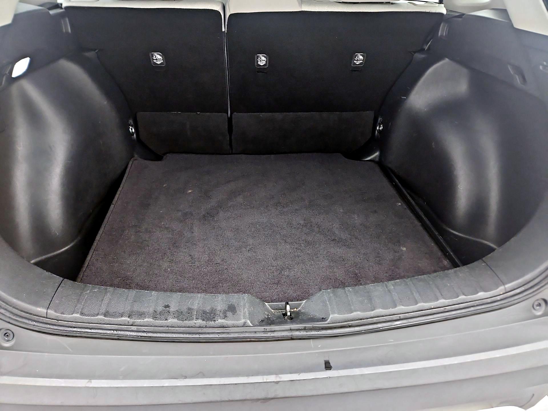 Thumbnail: 2023 Toyota Corolla Cross - 19