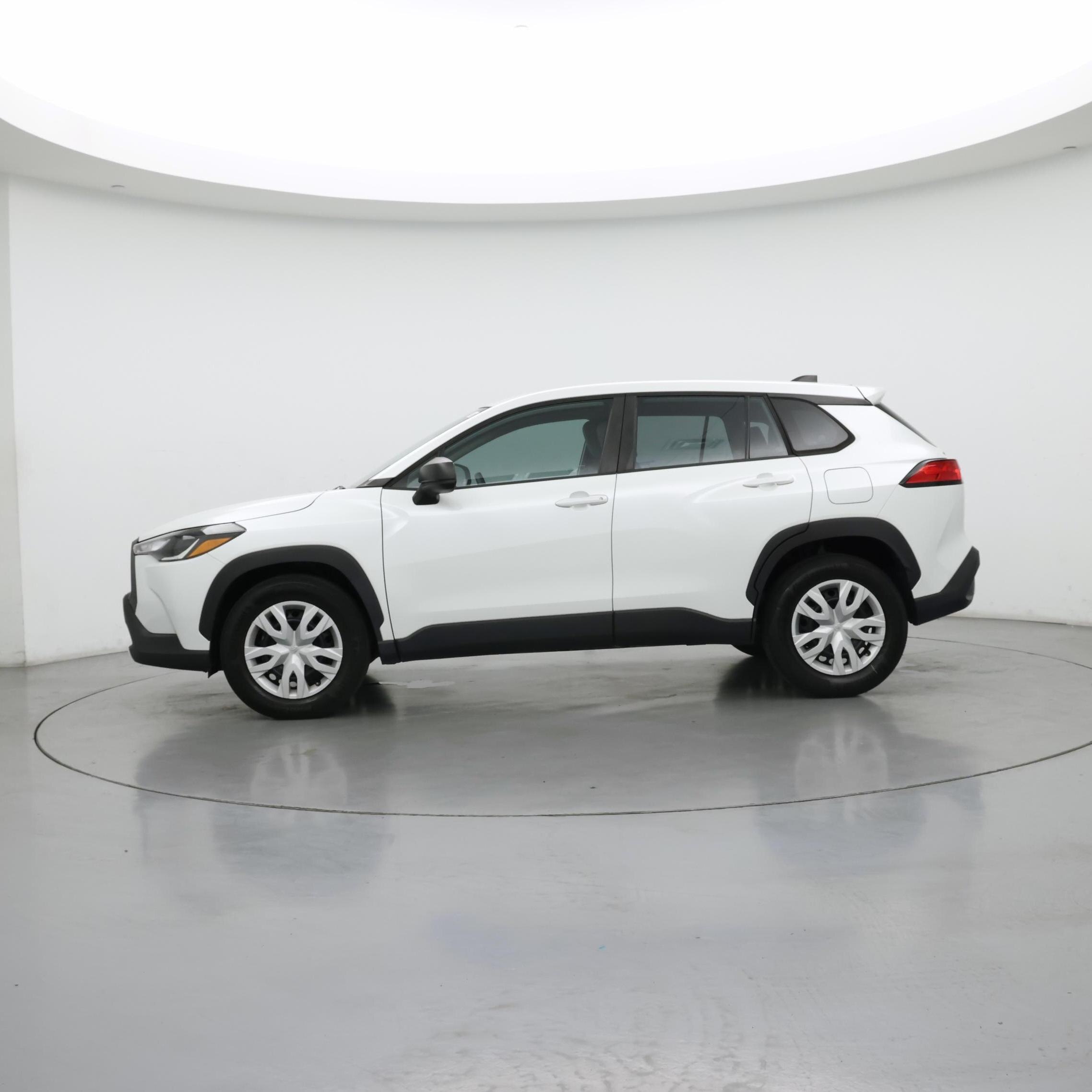 Thumbnail: 2023 Toyota Corolla Cross - 3