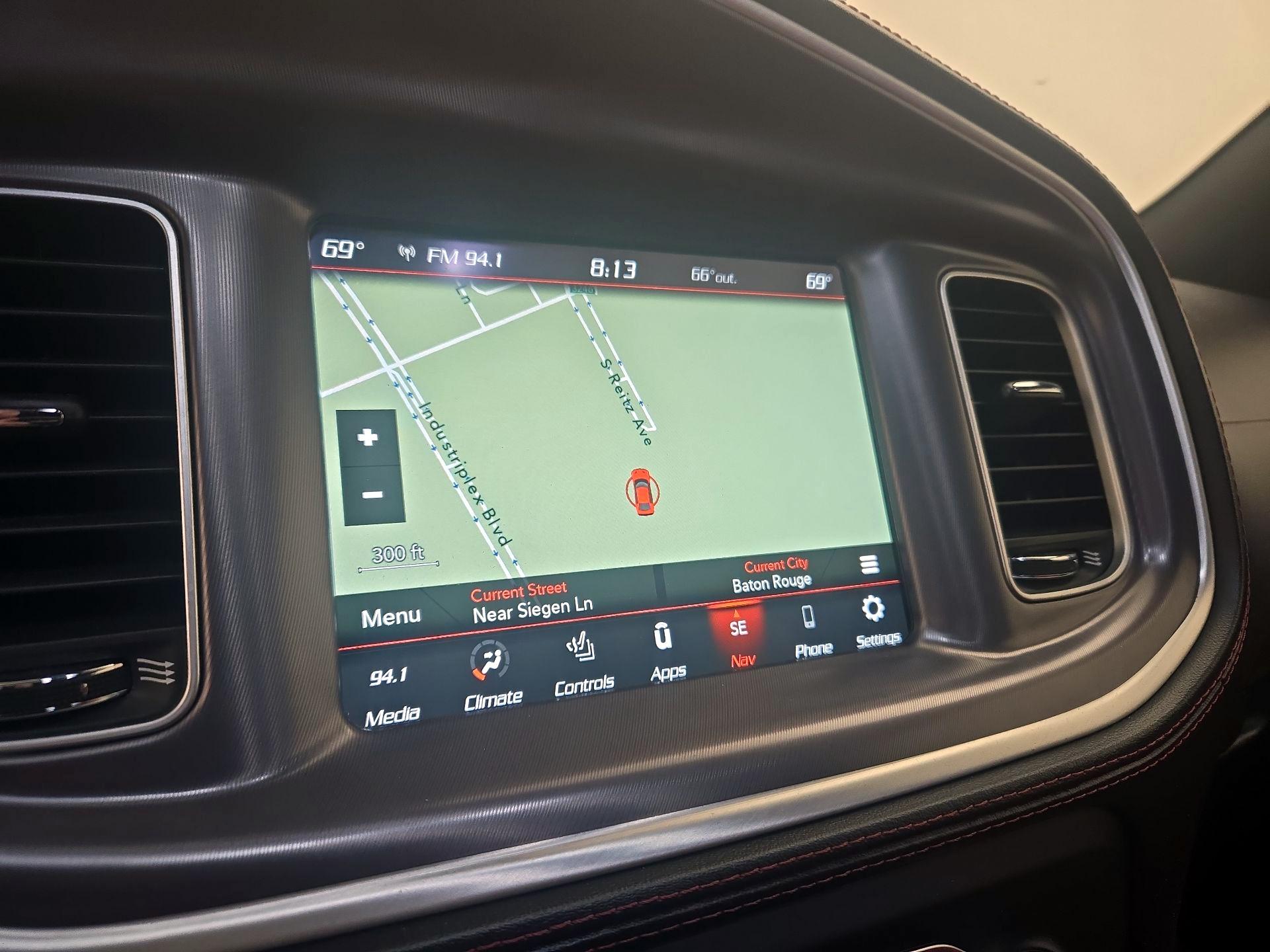 Thumbnail: 2020 Dodge Charger - 14