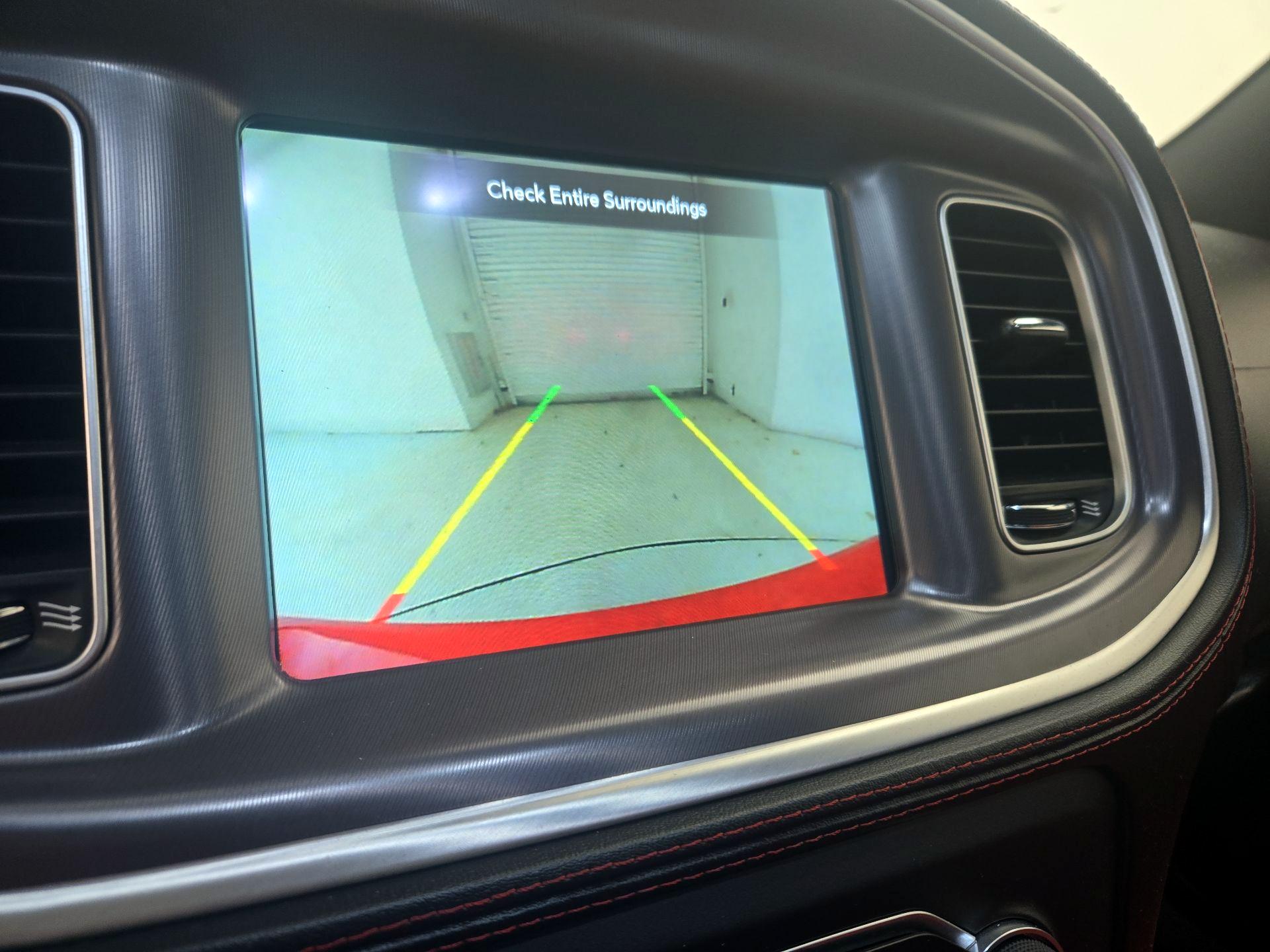 Thumbnail: 2020 Dodge Charger - 15