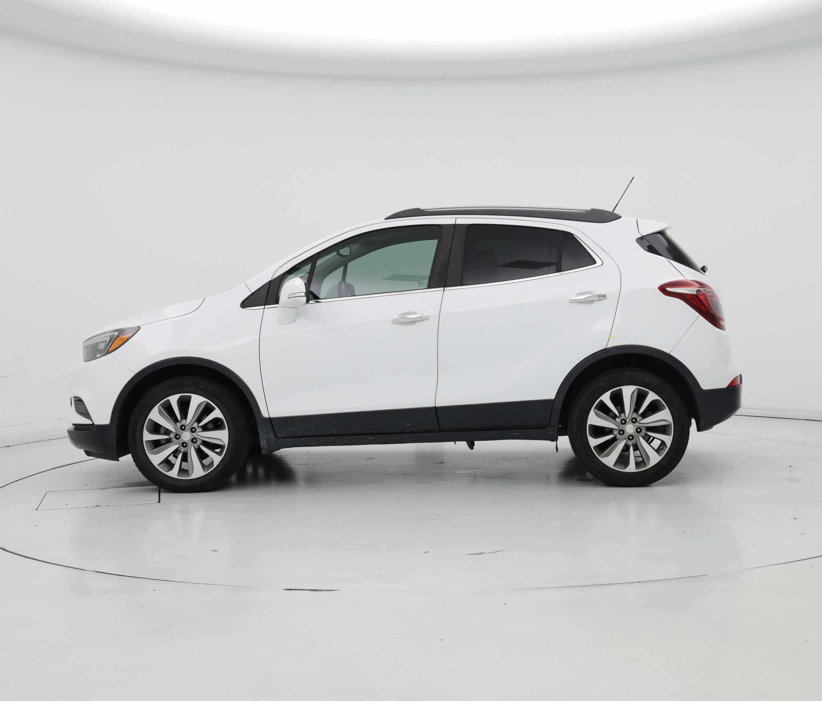 Thumbnail: 2018 Buick Encore - 3