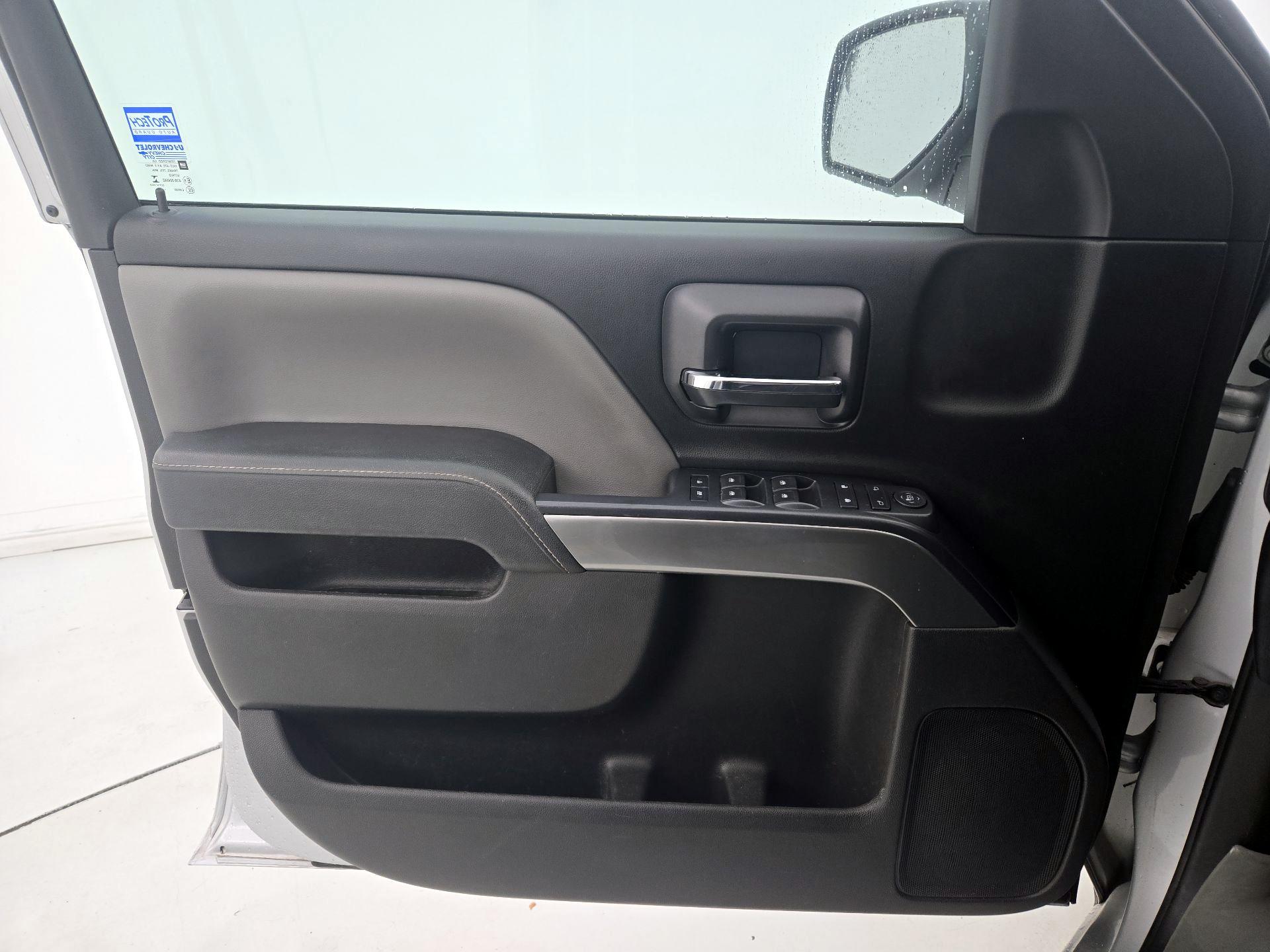 Thumbnail: 2016 Chevrolet Silverado 1500 - 12