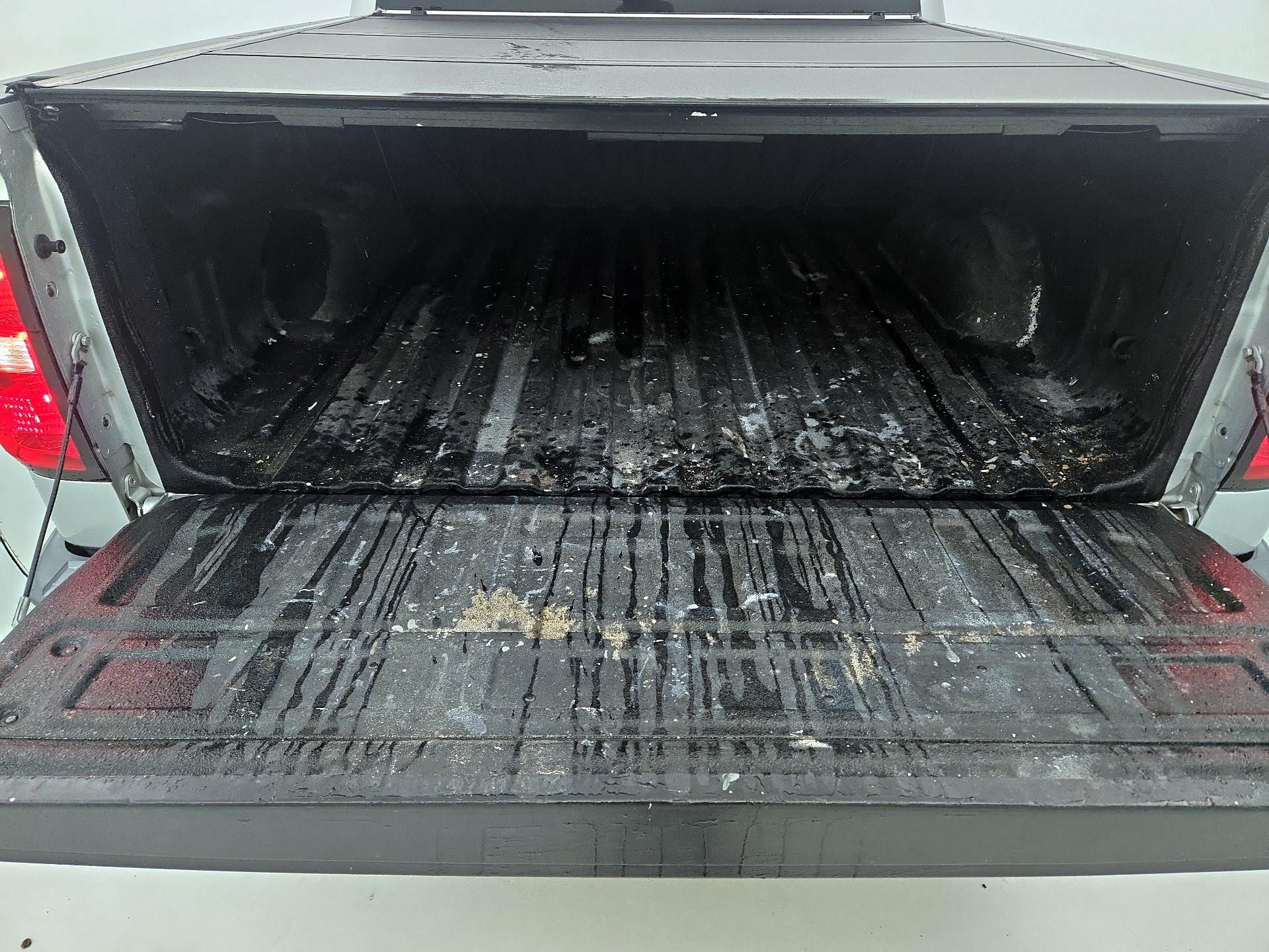 Thumbnail: 2016 Chevrolet Silverado 1500 - 20