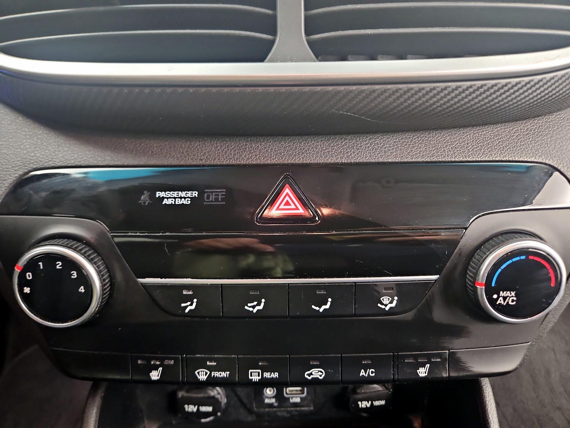 Thumbnail: 2019 Hyundai Tucson - 16