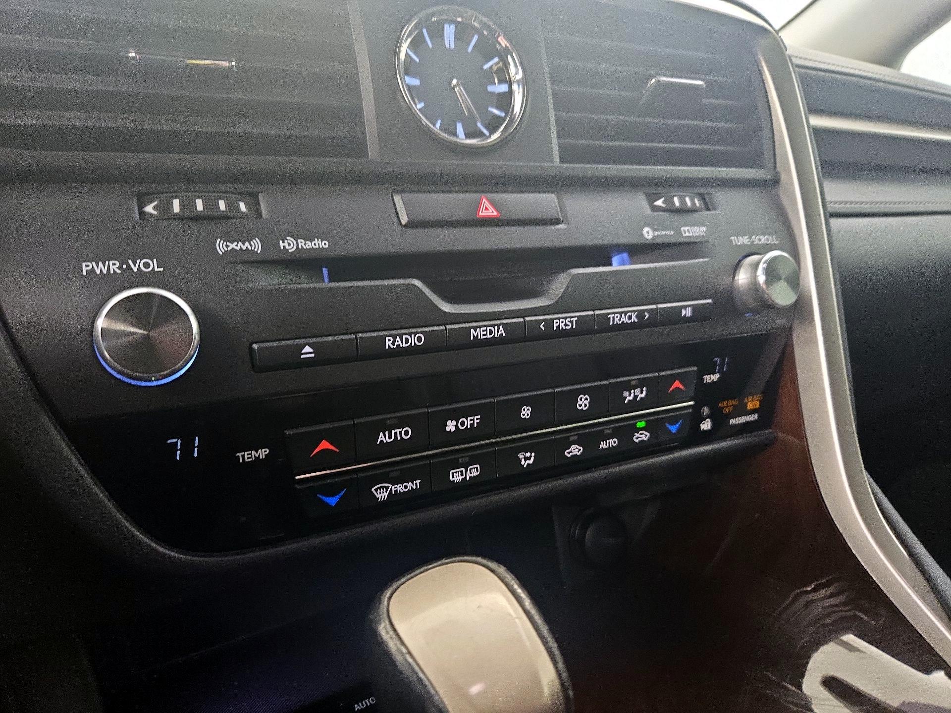 Thumbnail: 2017 Lexus RX - 17