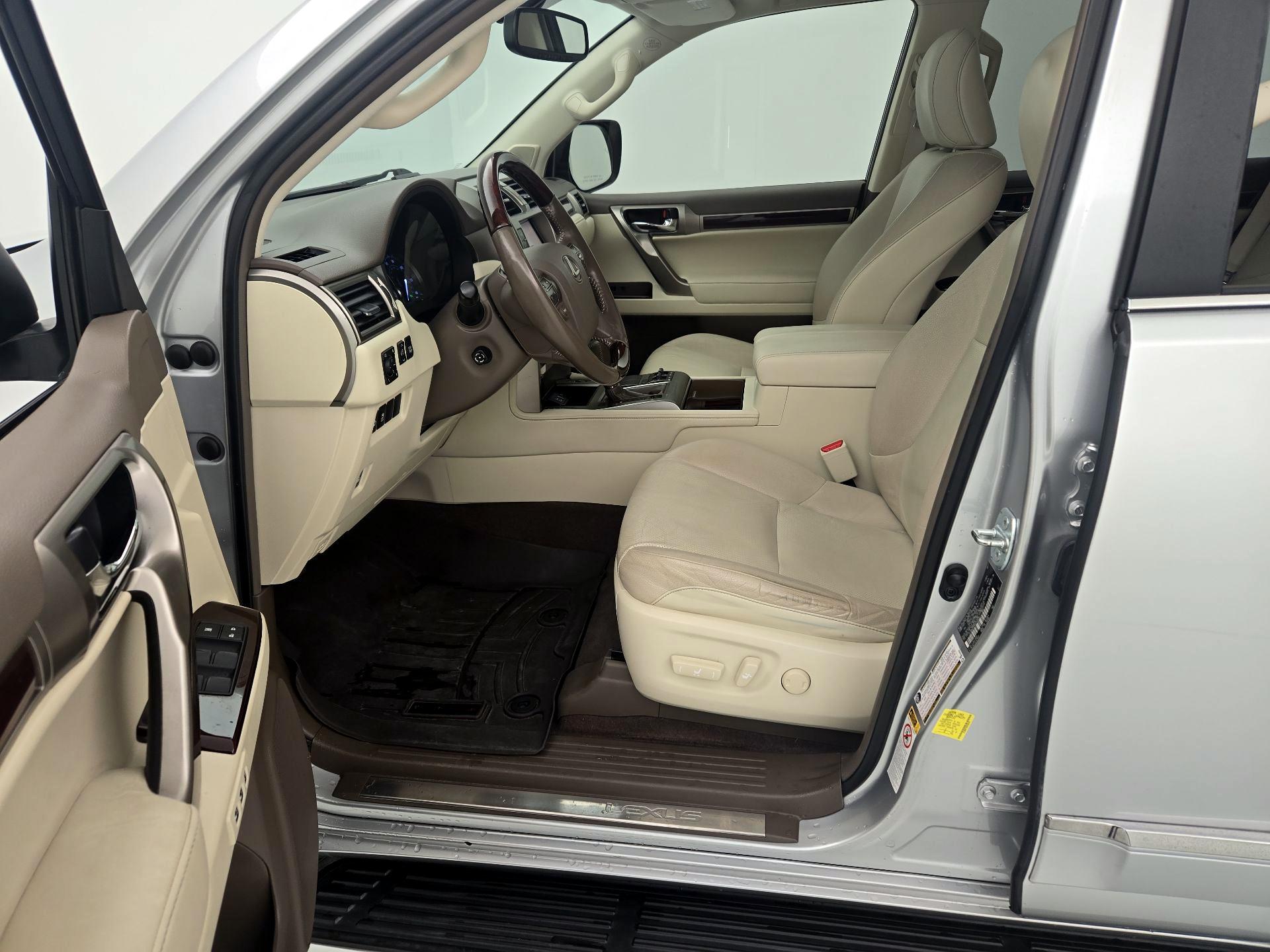 Thumbnail: 2017 Lexus GX - 11