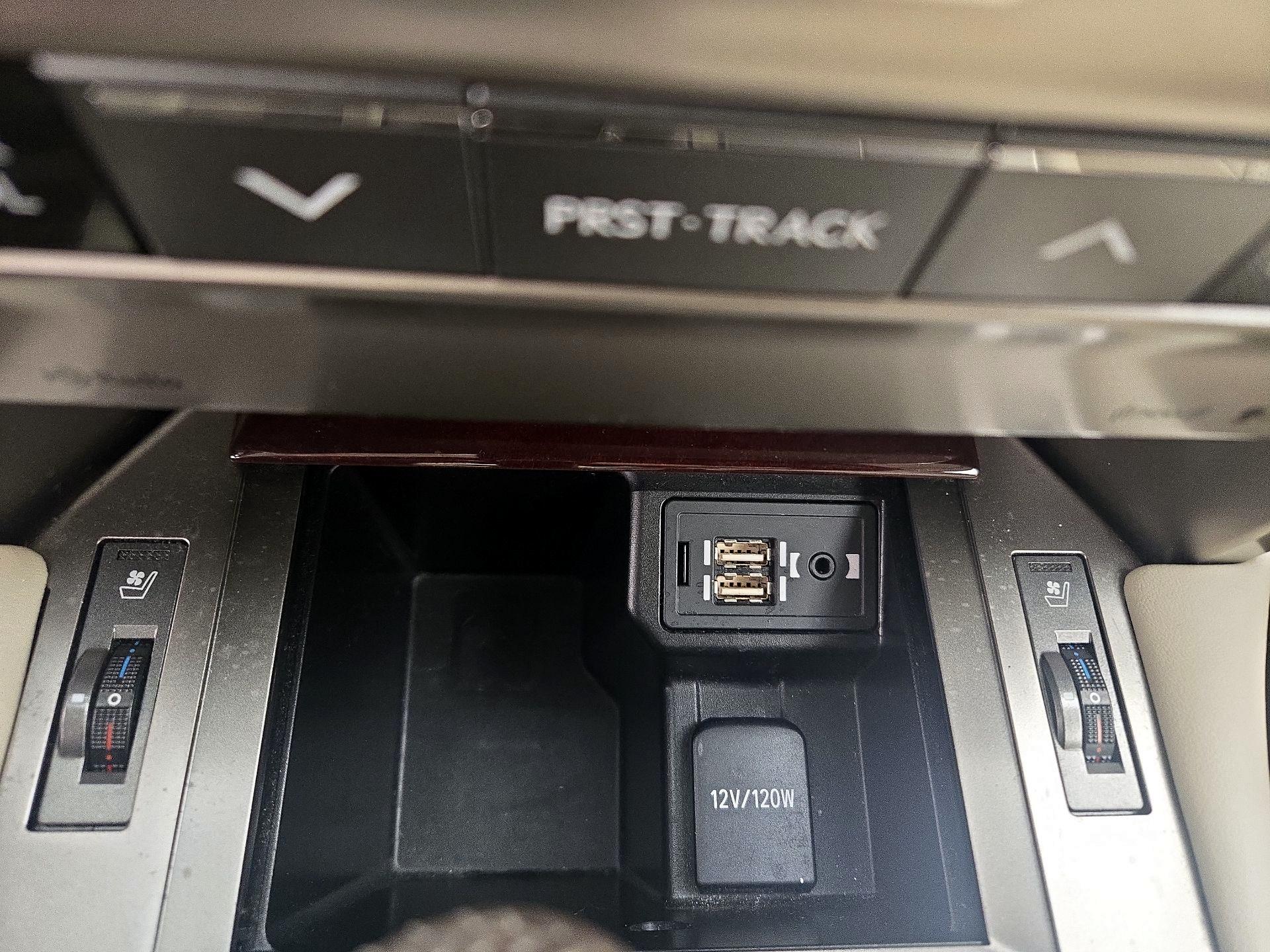 Thumbnail: 2017 Lexus GX - 19