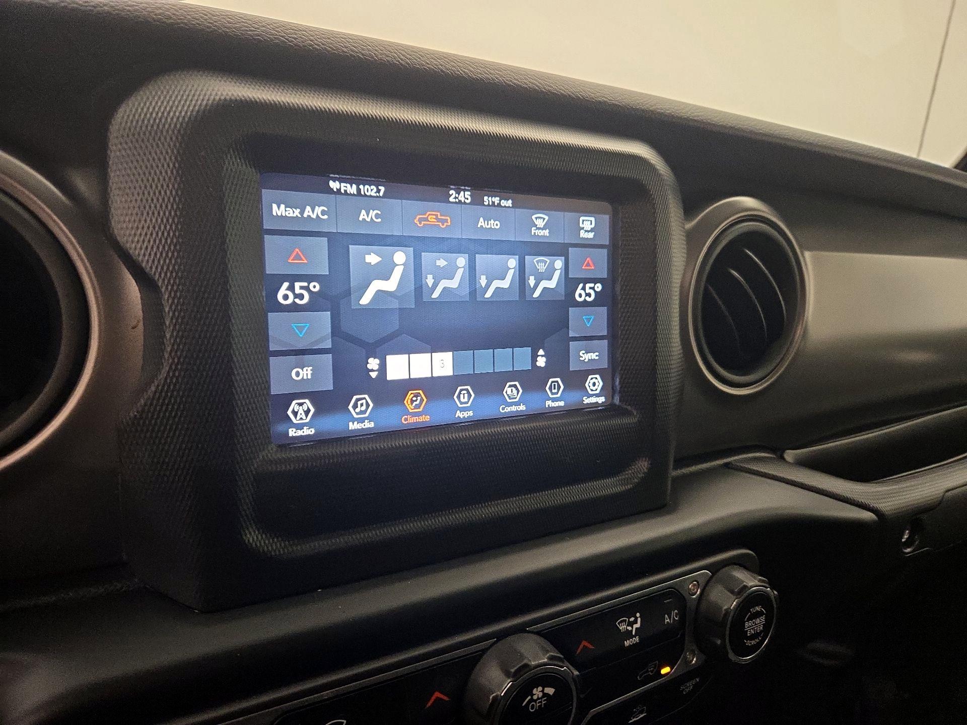 Thumbnail: 2023 Jeep Gladiator - 16