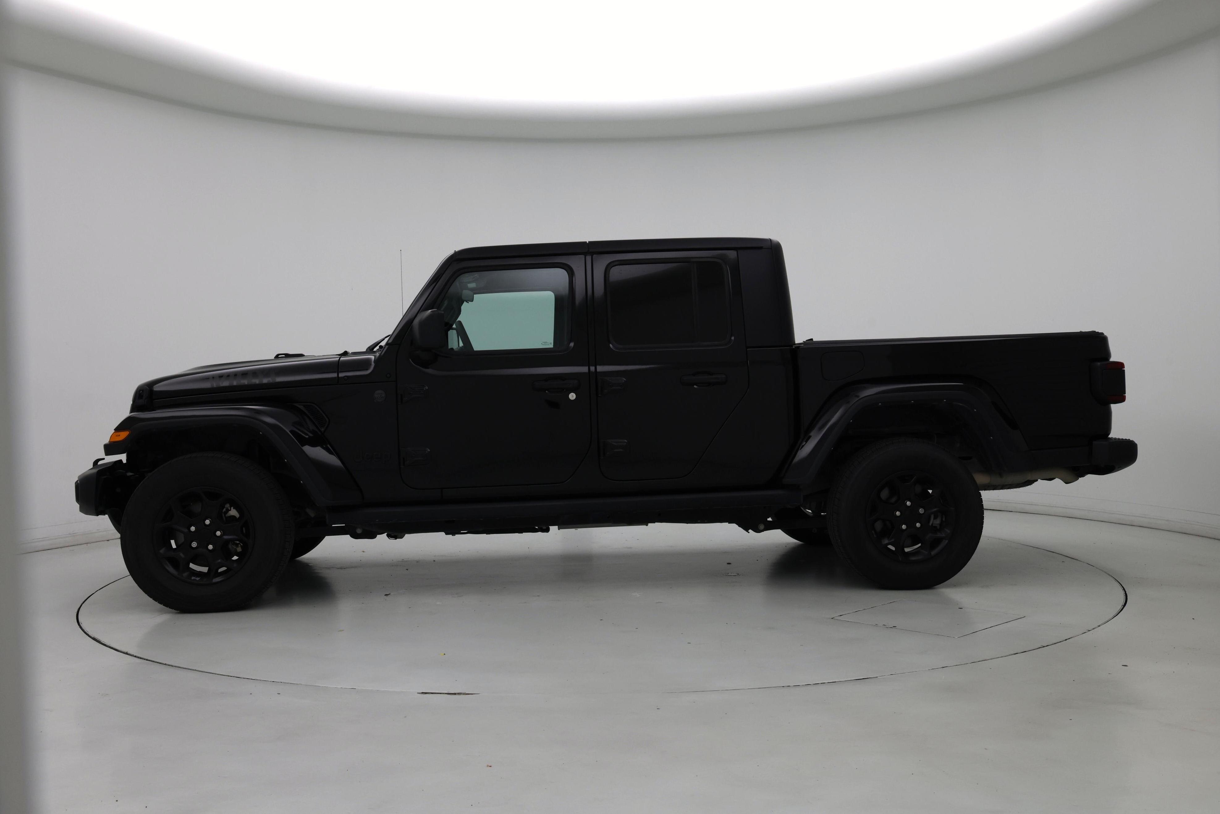 Thumbnail: 2023 Jeep Gladiator - 3