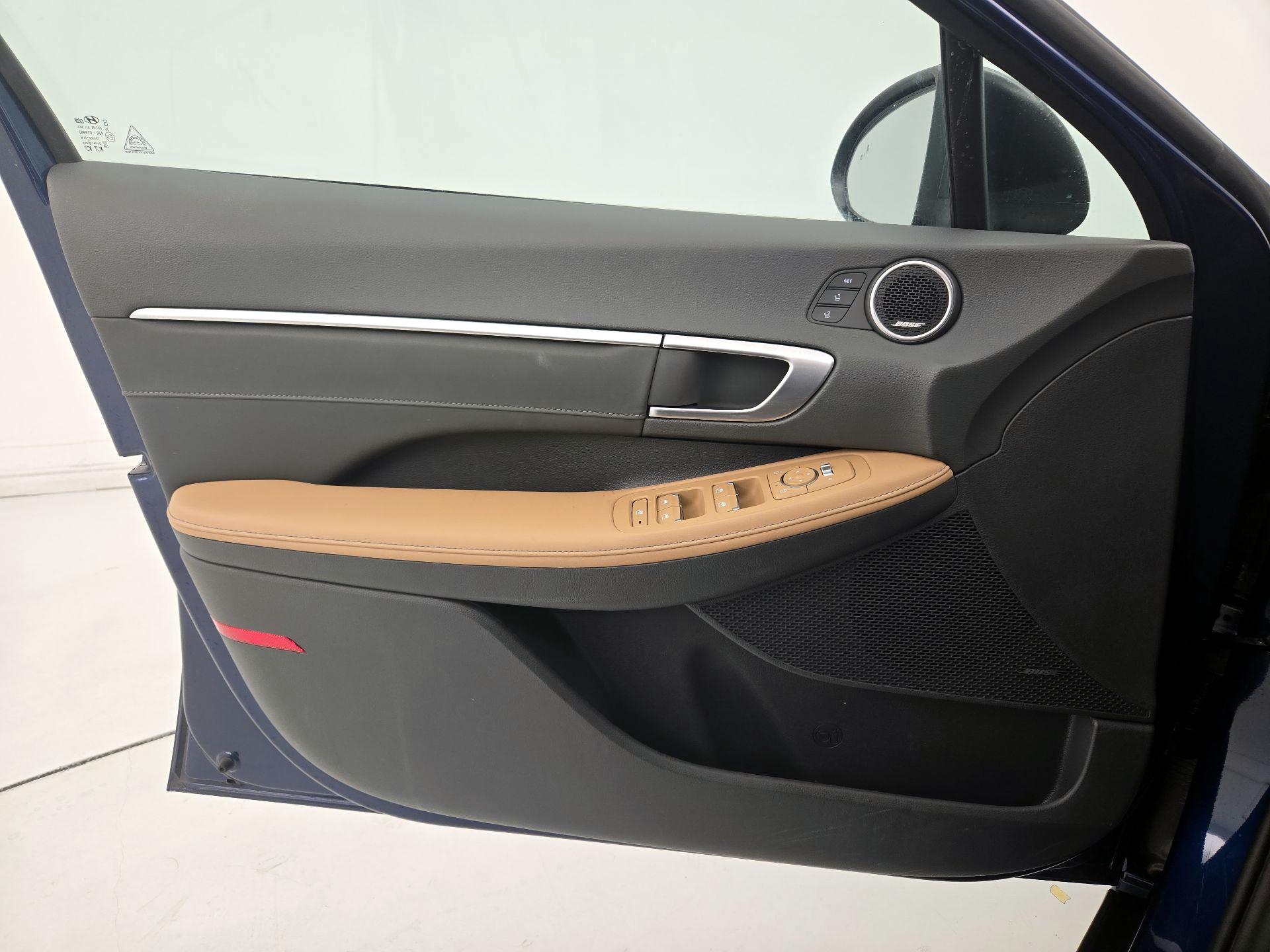 Thumbnail: 2021 Hyundai Sonata - 12