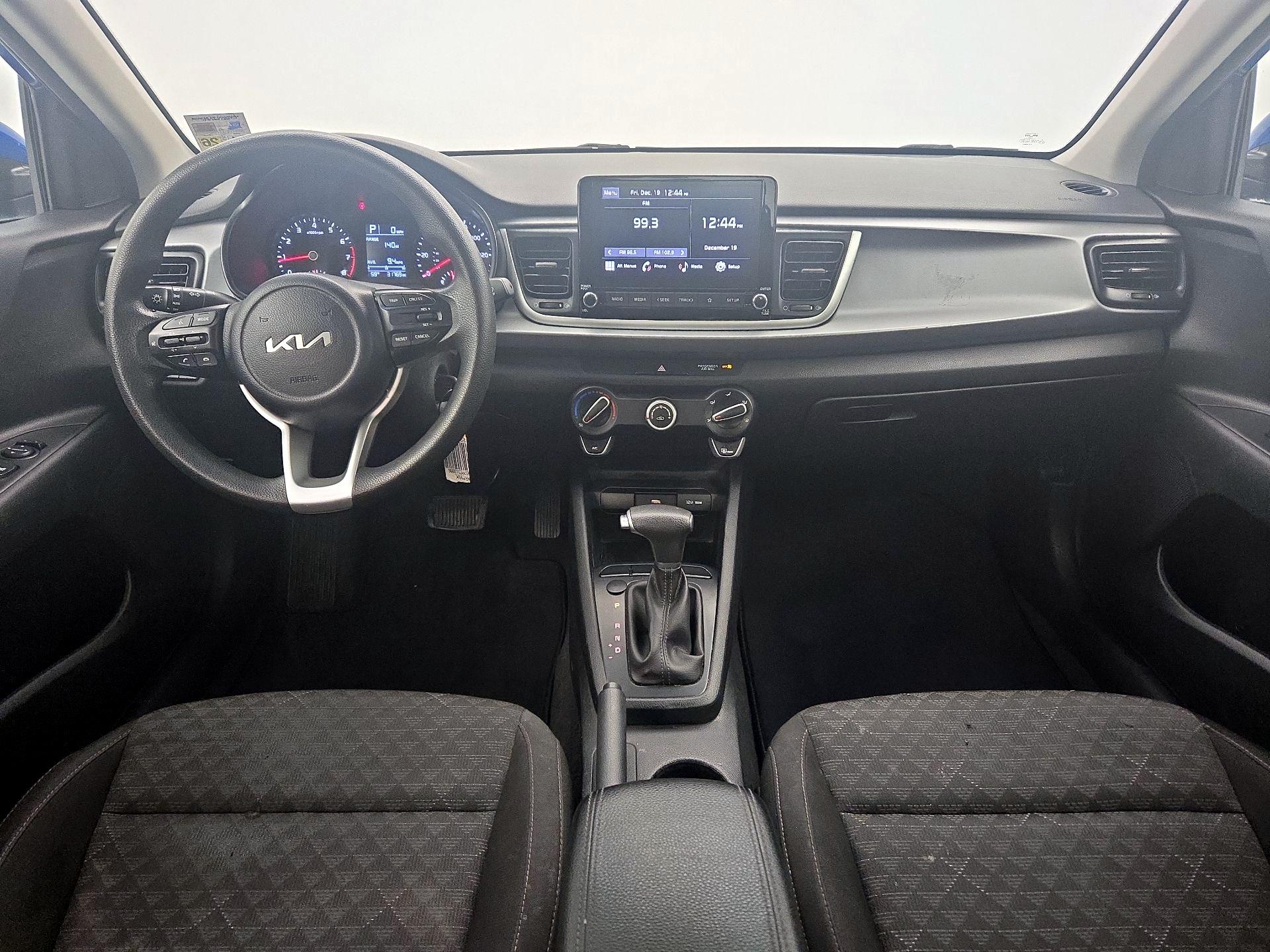 Thumbnail: 2023 Kia Rio - 9