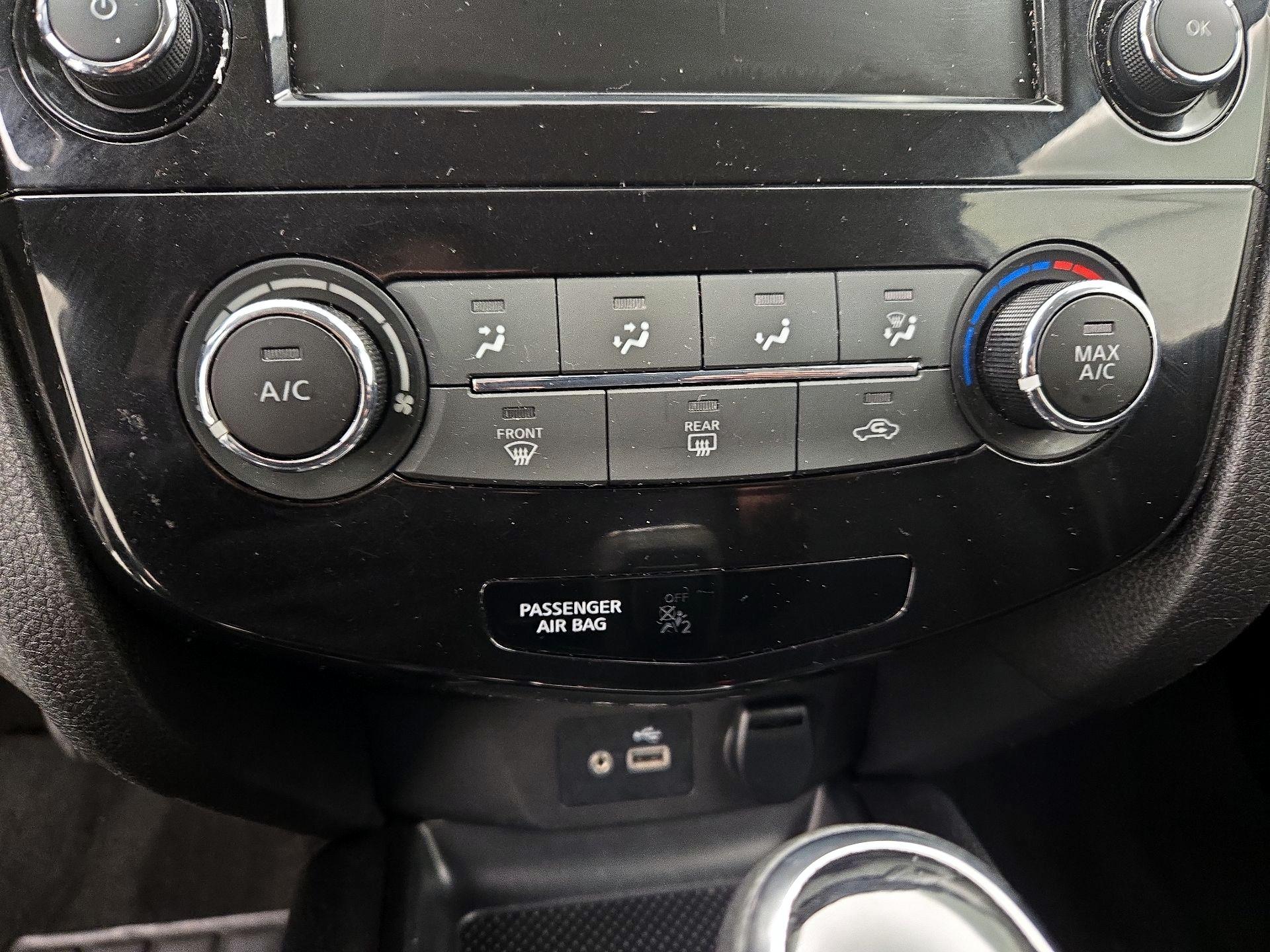 Thumbnail: 2020 Nissan Rogue Sport - 16