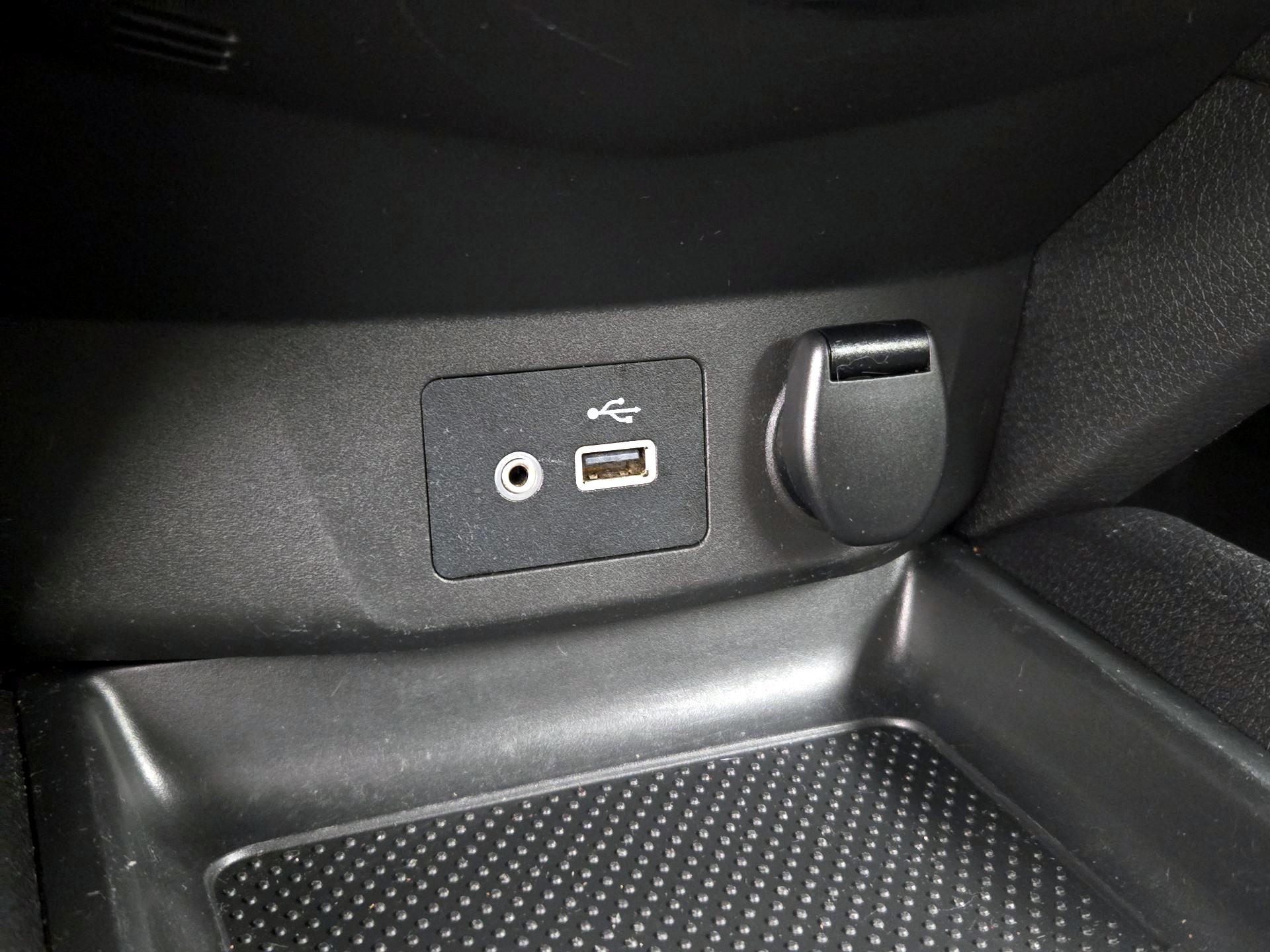 Thumbnail: 2020 Nissan Rogue Sport - 18