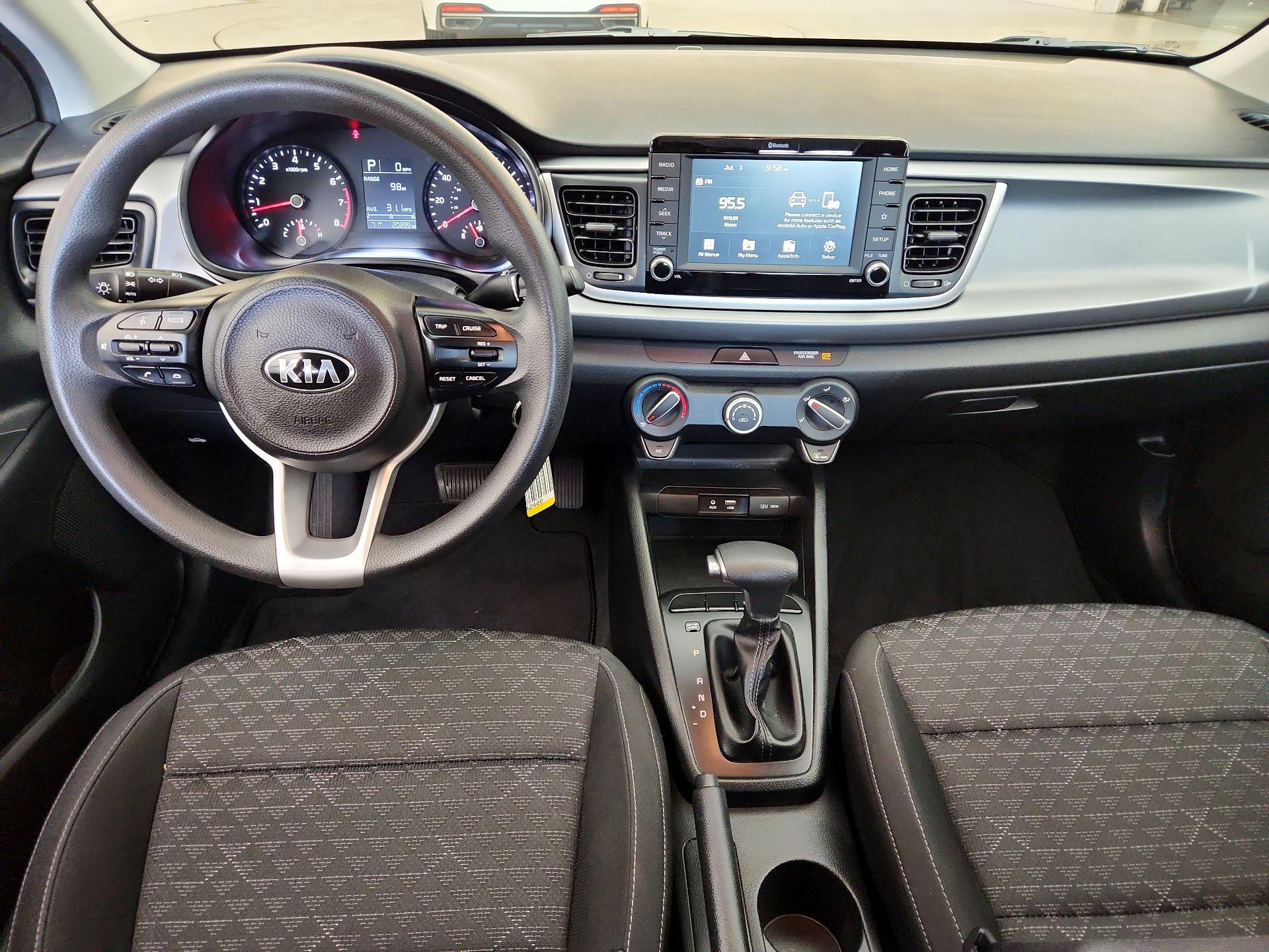 Thumbnail: 2019 Kia Rio - 9