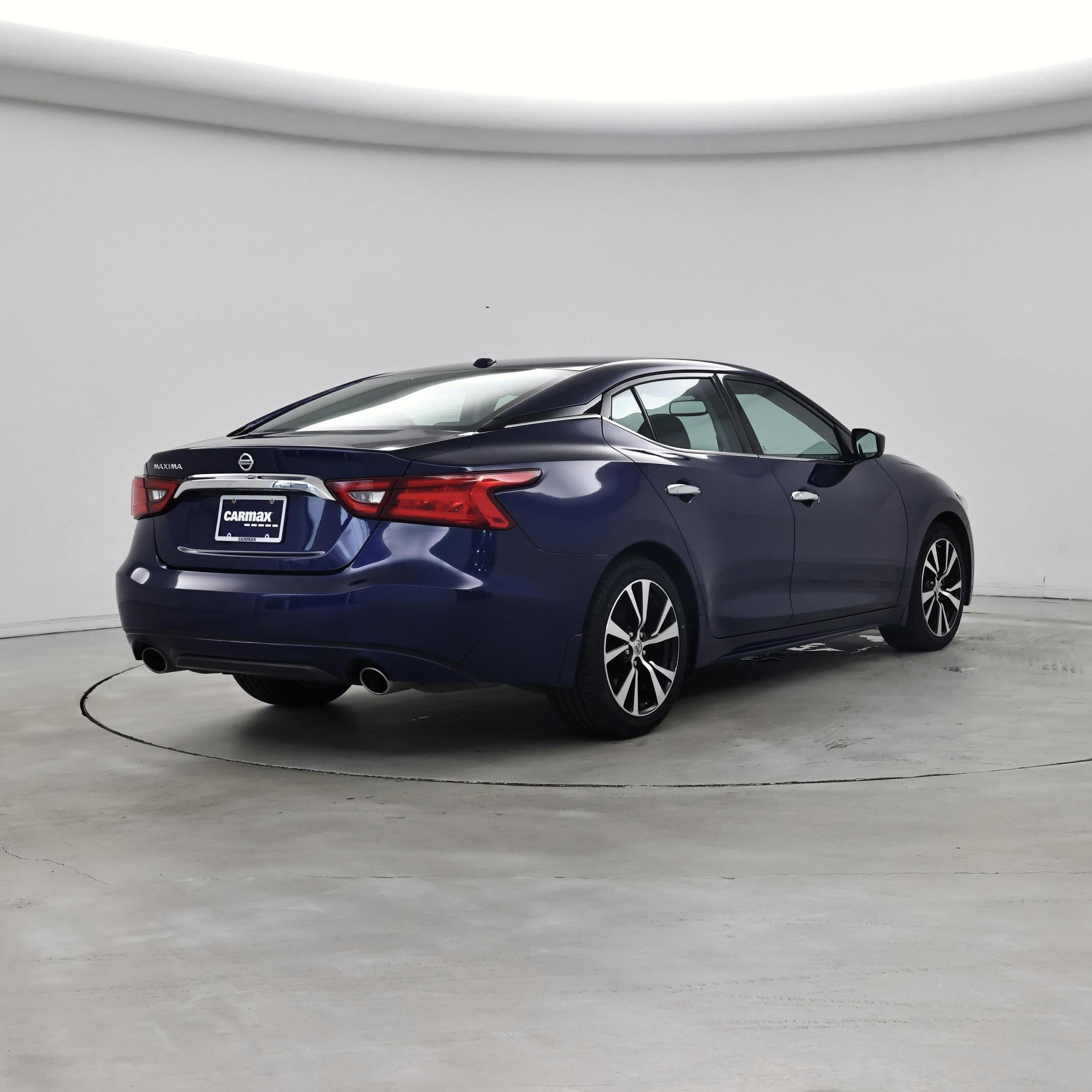 Thumbnail: 2017 Nissan Maxima - 8