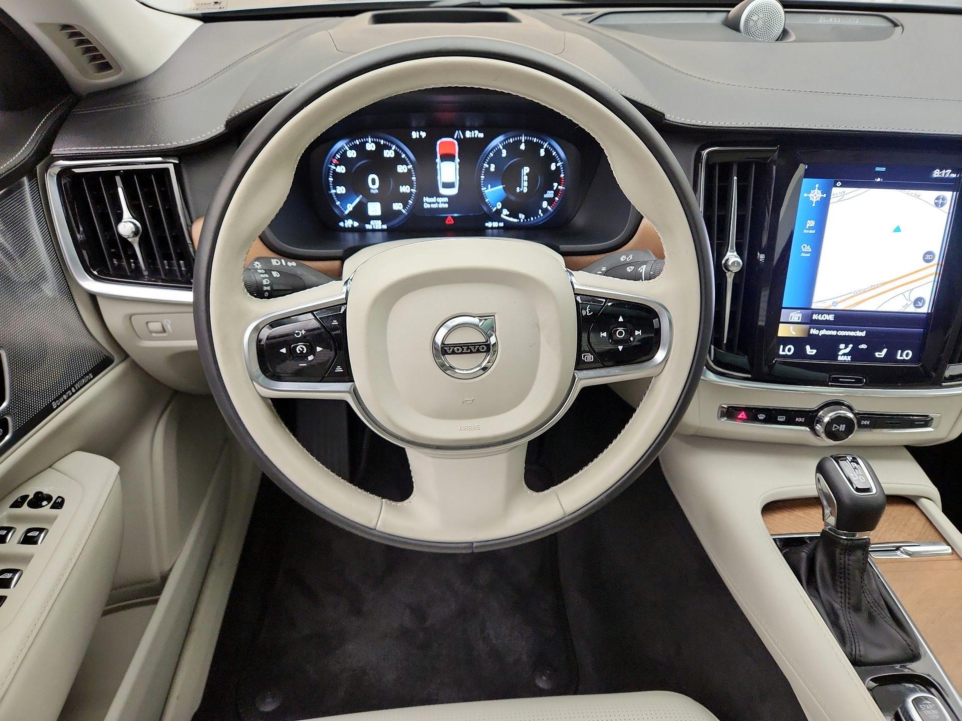 Thumbnail: 2020 Volvo S90 - 10