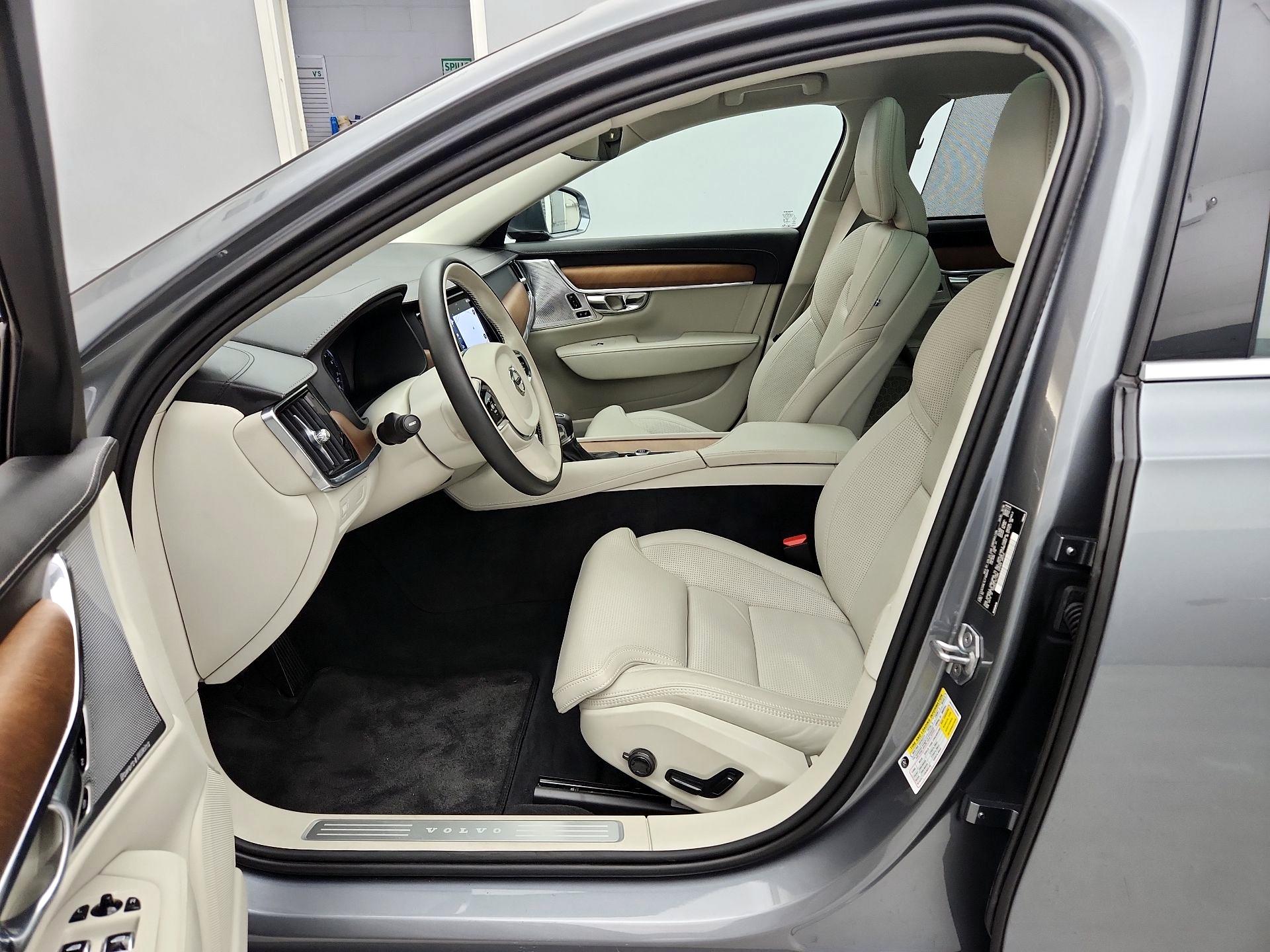 Thumbnail: 2020 Volvo S90 - 11