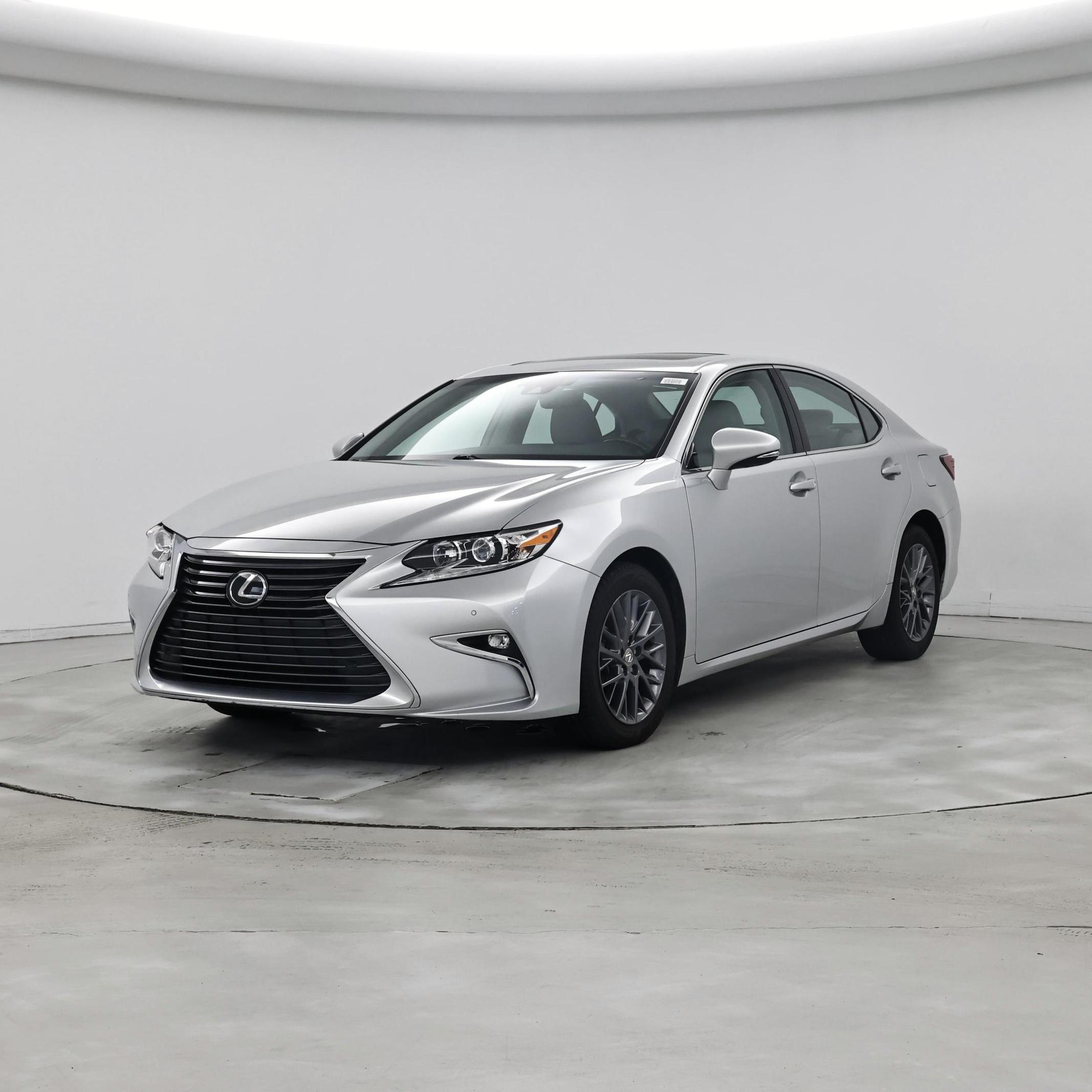 Thumbnail: 2018 Lexus ES - 4