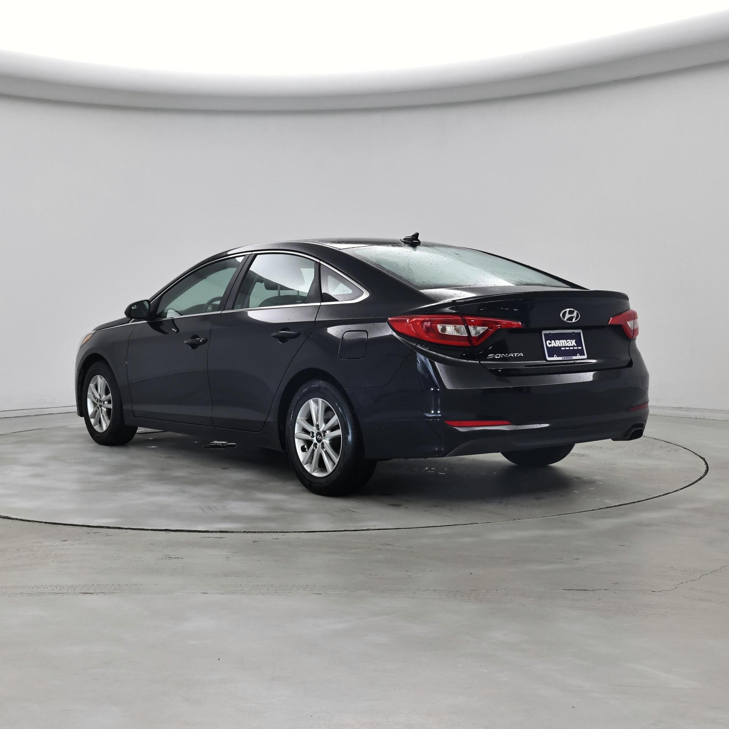 Thumbnail: 2017 Hyundai Sonata - 2