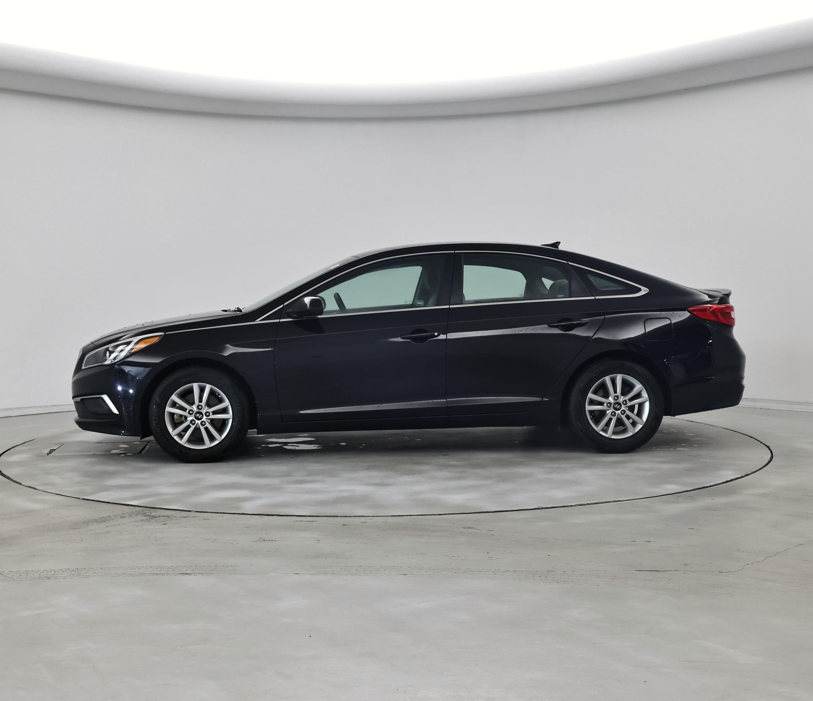 Thumbnail: 2017 Hyundai Sonata - 3