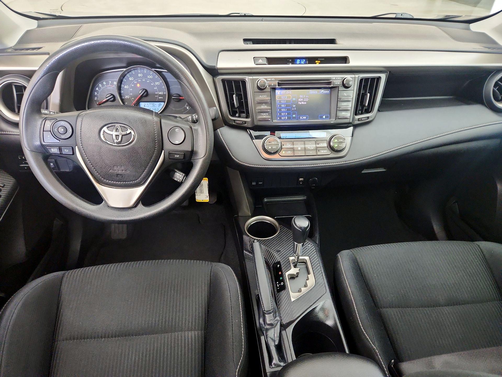 Thumbnail: 2013 Toyota RAV4 - 9