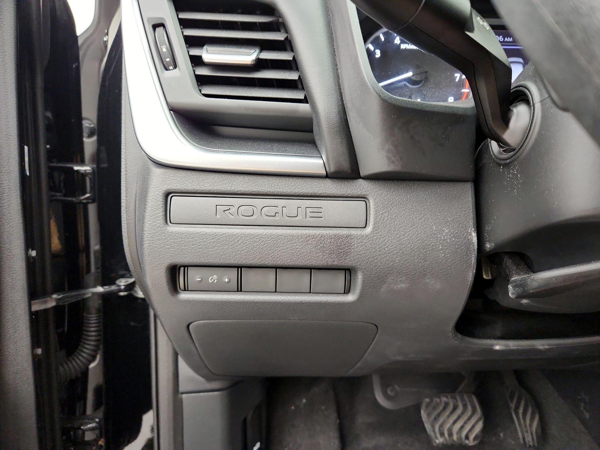 Thumbnail: 2023 Nissan Rogue - 13