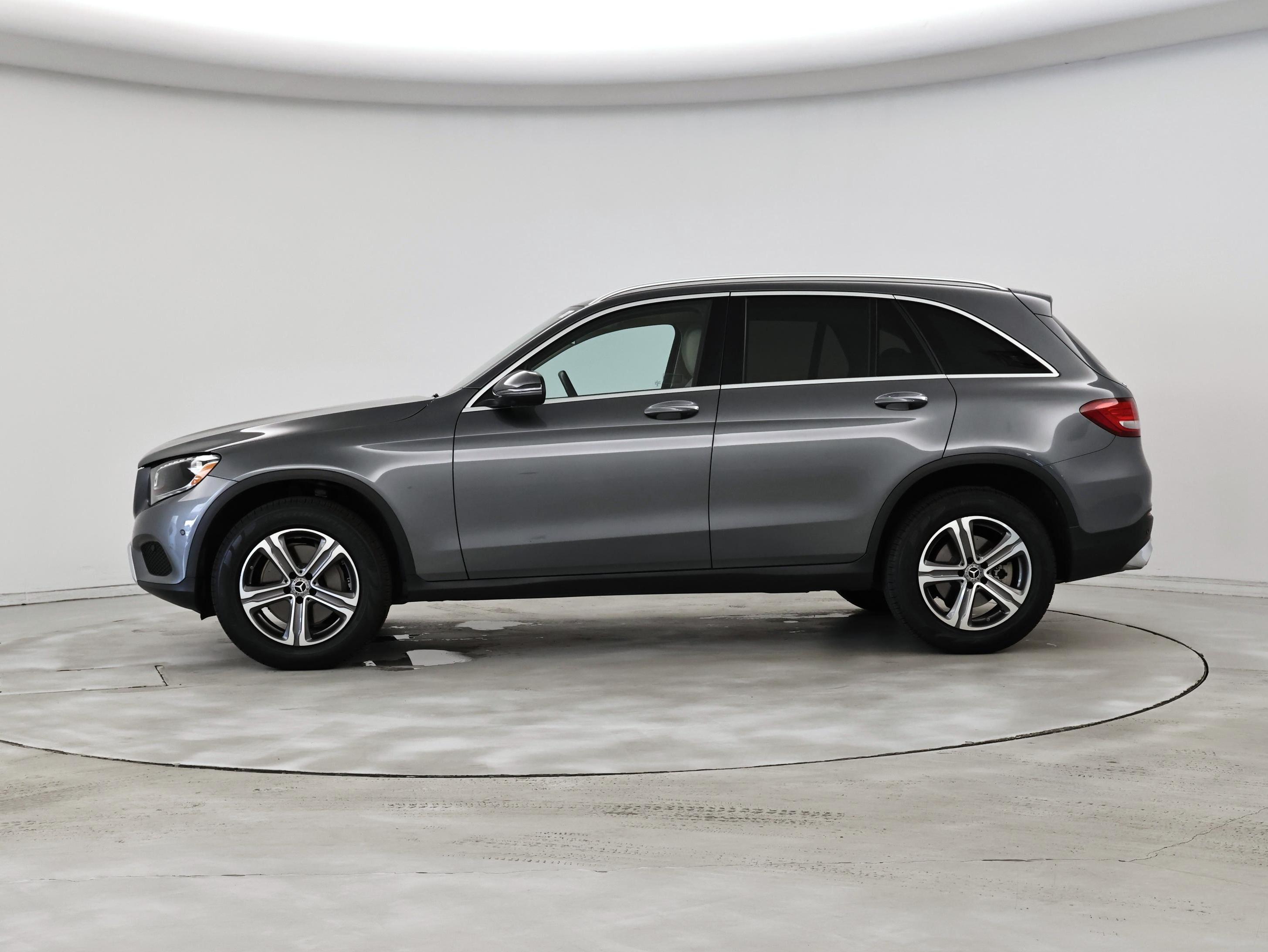 Thumbnail: 2019 Mercedes-Benz GLC - 3