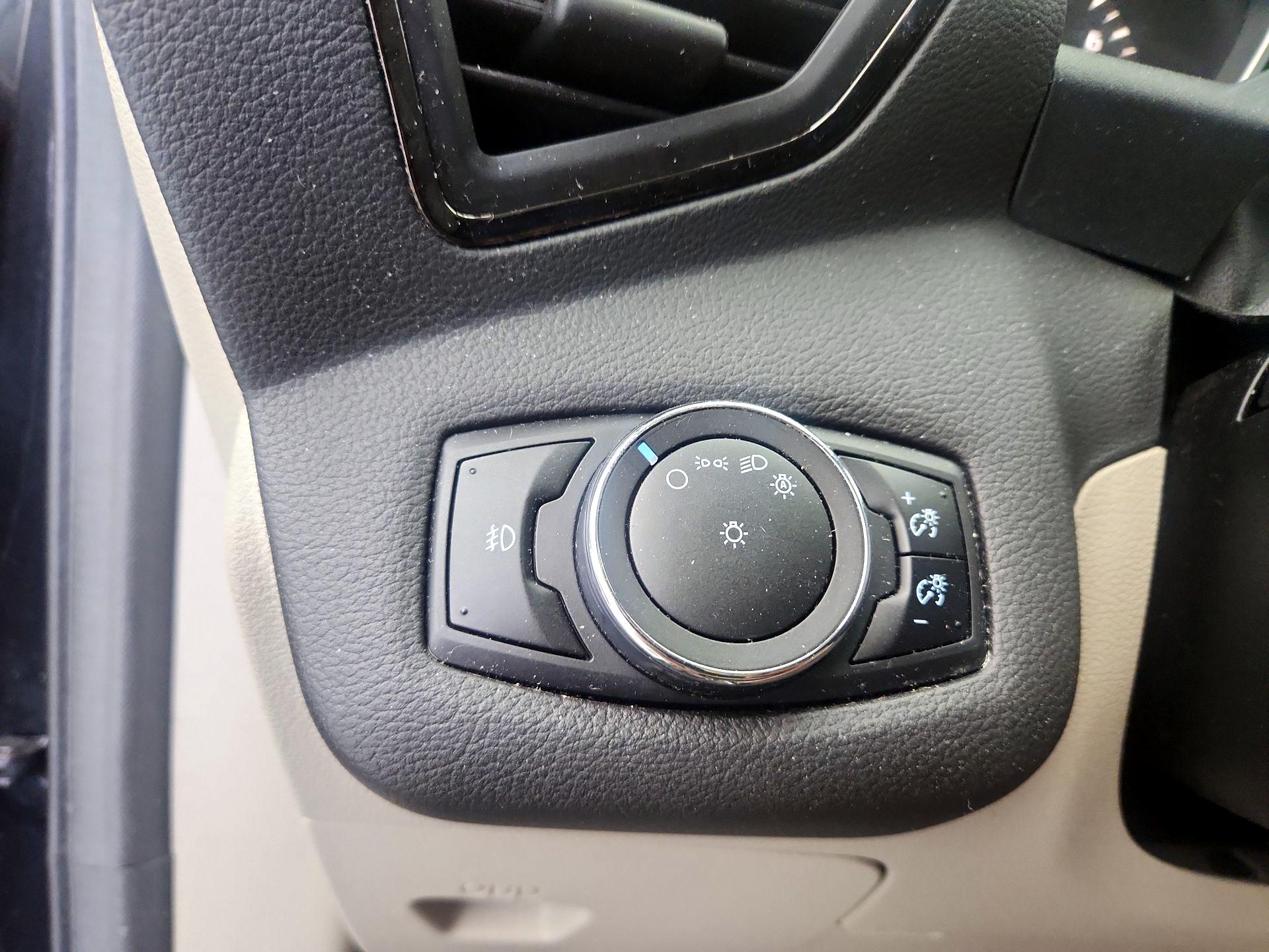 Thumbnail: 2014 Ford Escape - 13