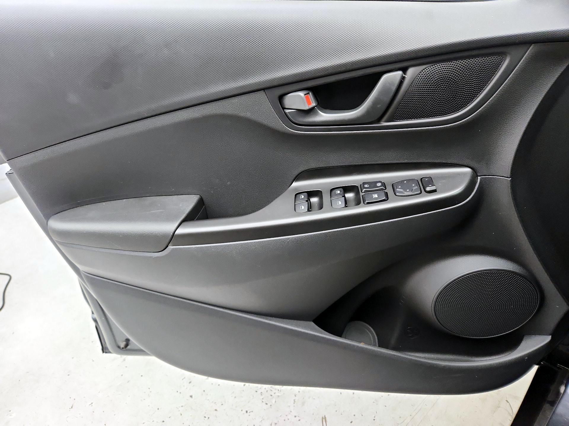 Thumbnail: 2023 Hyundai Kona - 12