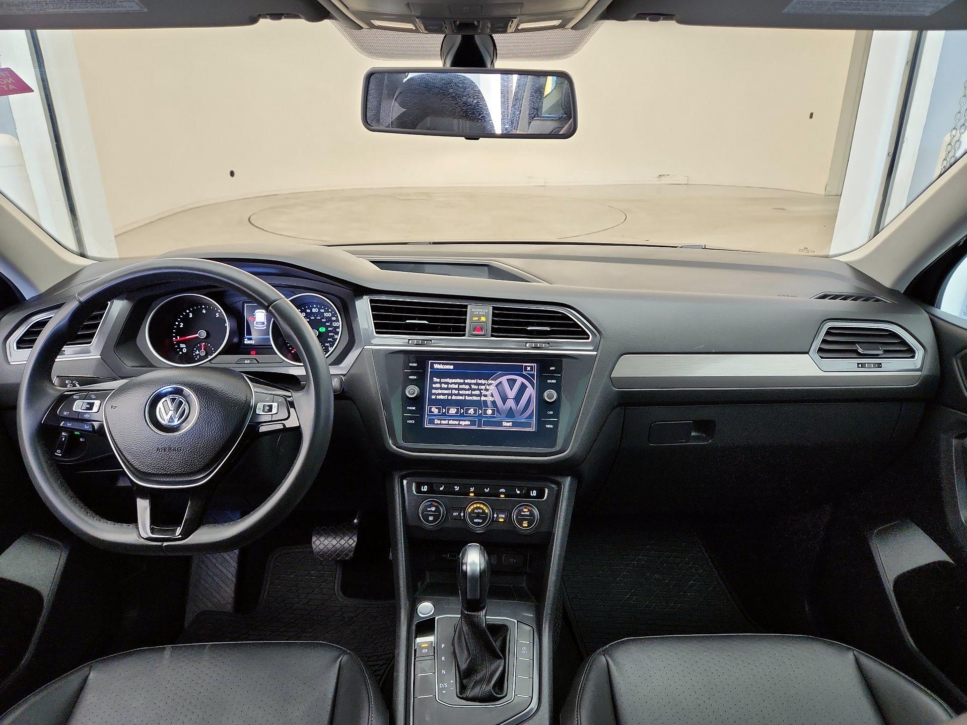 Thumbnail: 2020 Volkswagen Tiguan - 9