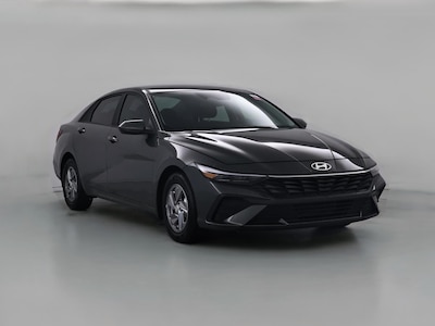 Gray 2024 Hyundai Elantra SE