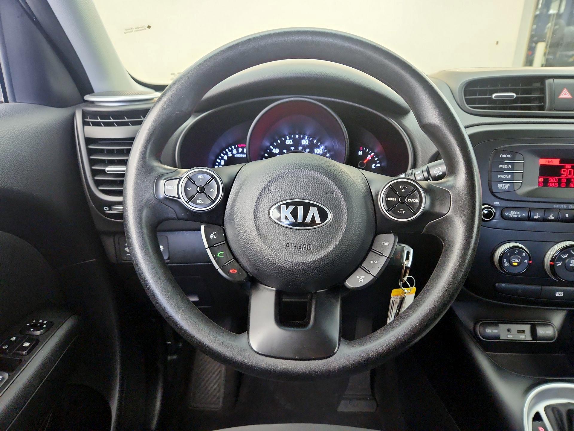 Thumbnail: 2014 Kia Soul - 10