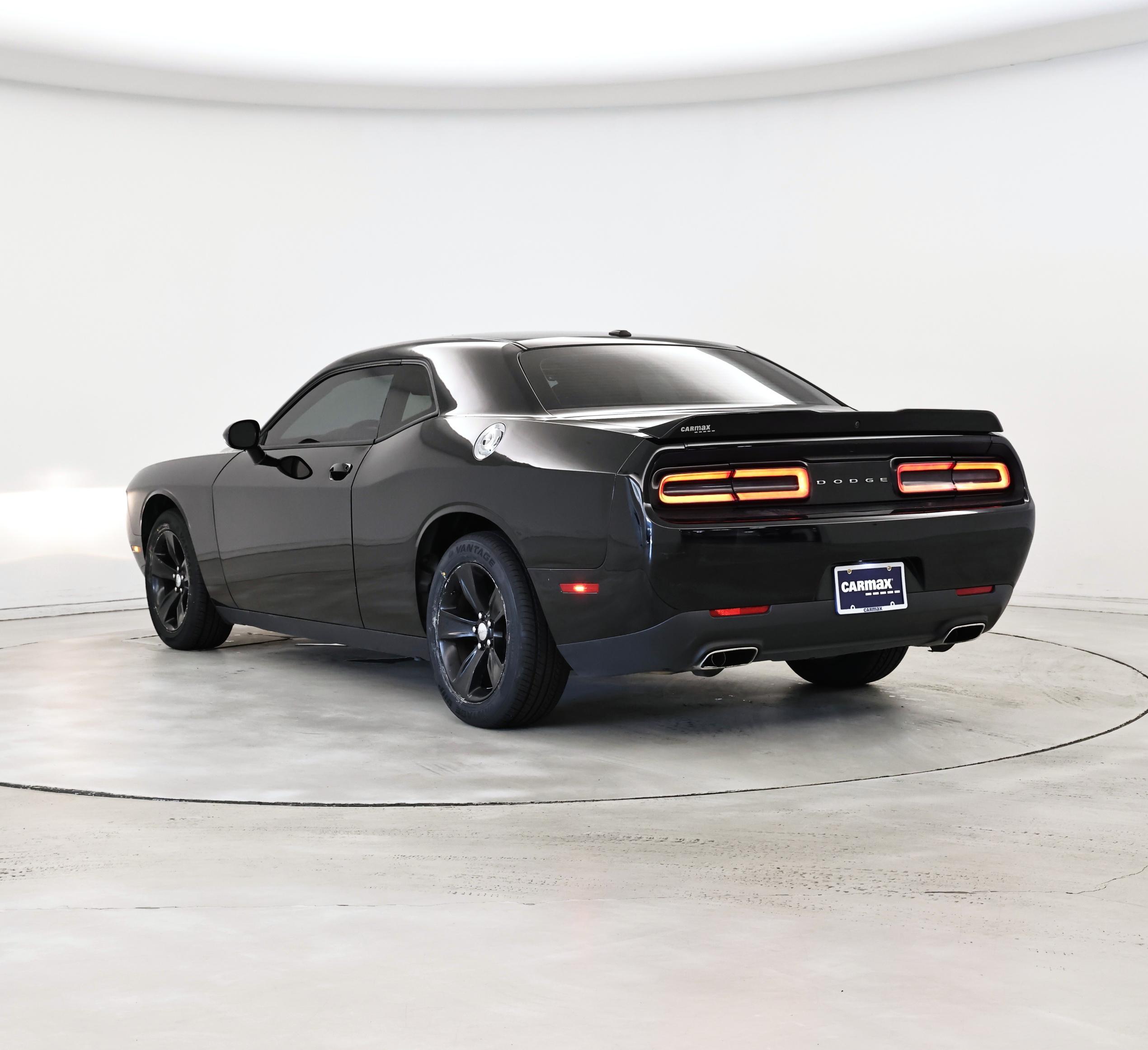 Thumbnail: 2019 Dodge Challenger - 2