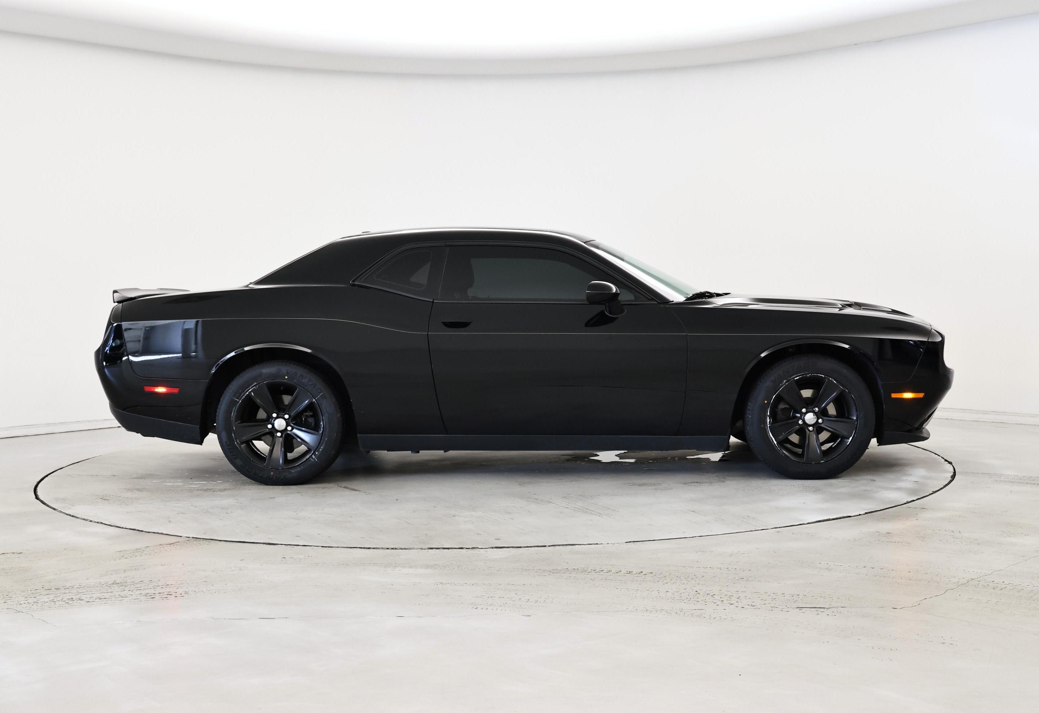 Thumbnail: 2019 Dodge Challenger - 7