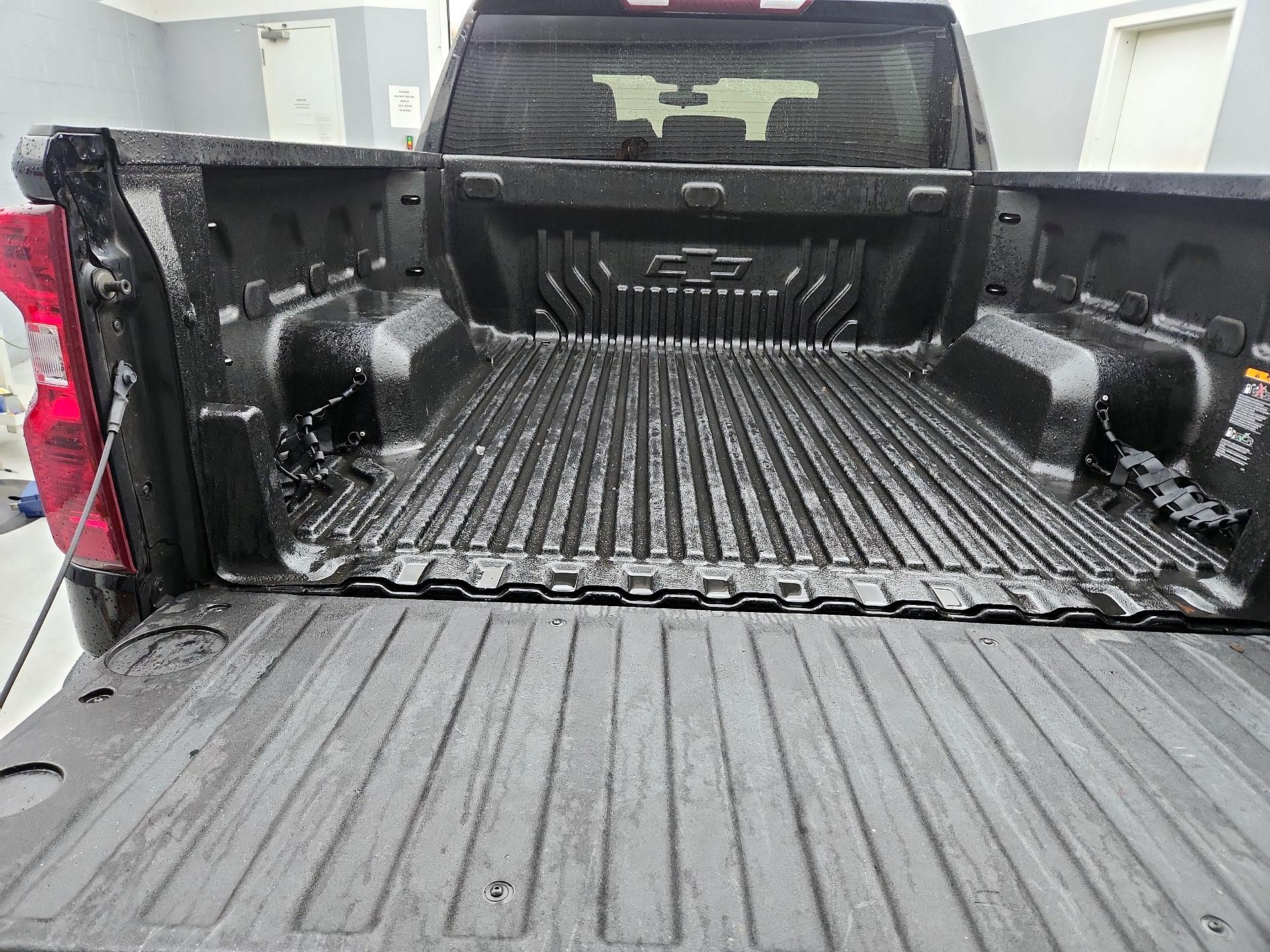 Thumbnail: 2021 Chevrolet Silverado 1500 - 20