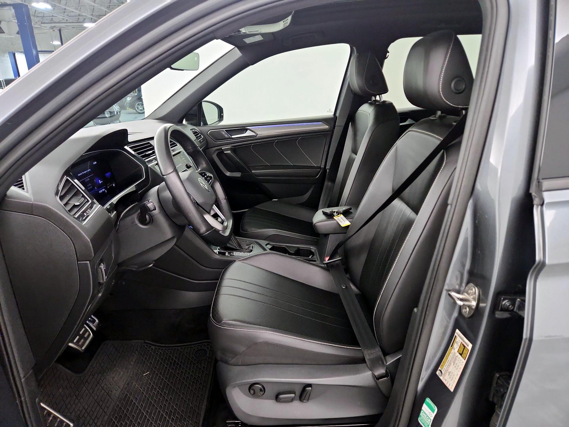 Thumbnail: 2024 Volkswagen Tiguan - 11