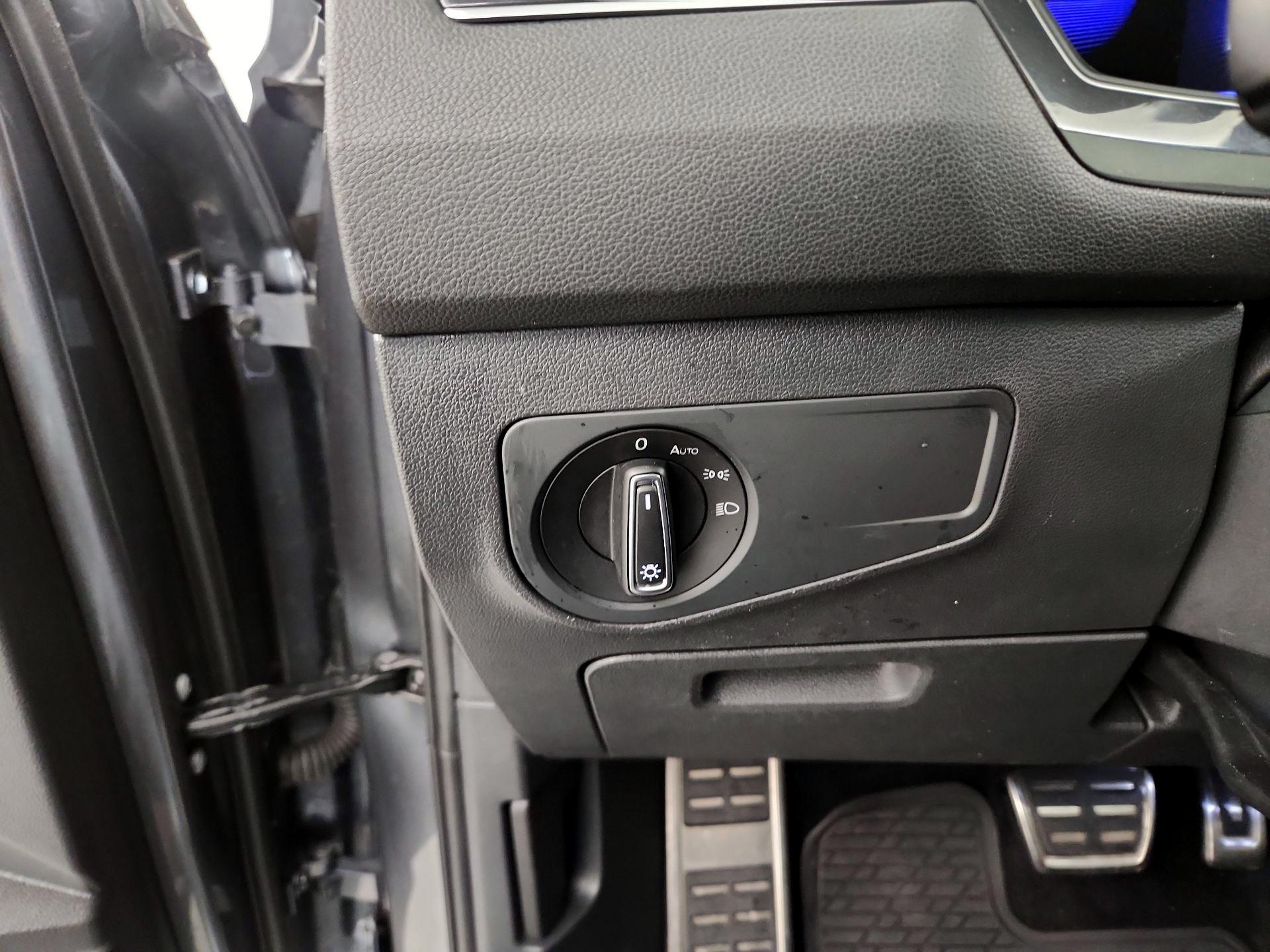 Thumbnail: 2024 Volkswagen Tiguan - 13