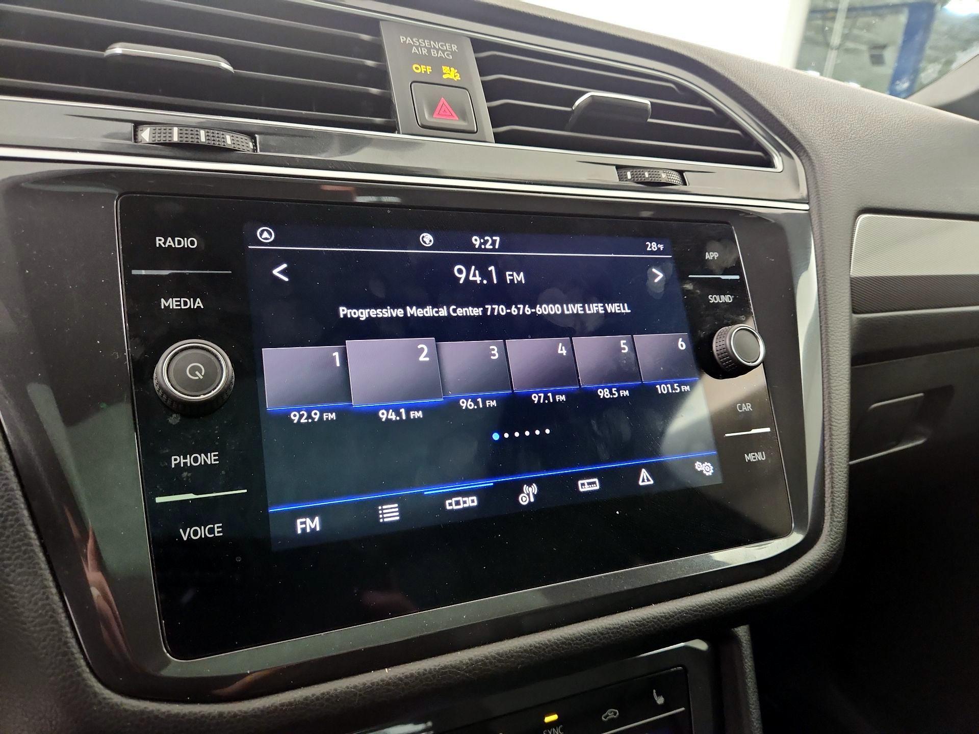 Thumbnail: 2024 Volkswagen Tiguan - 15