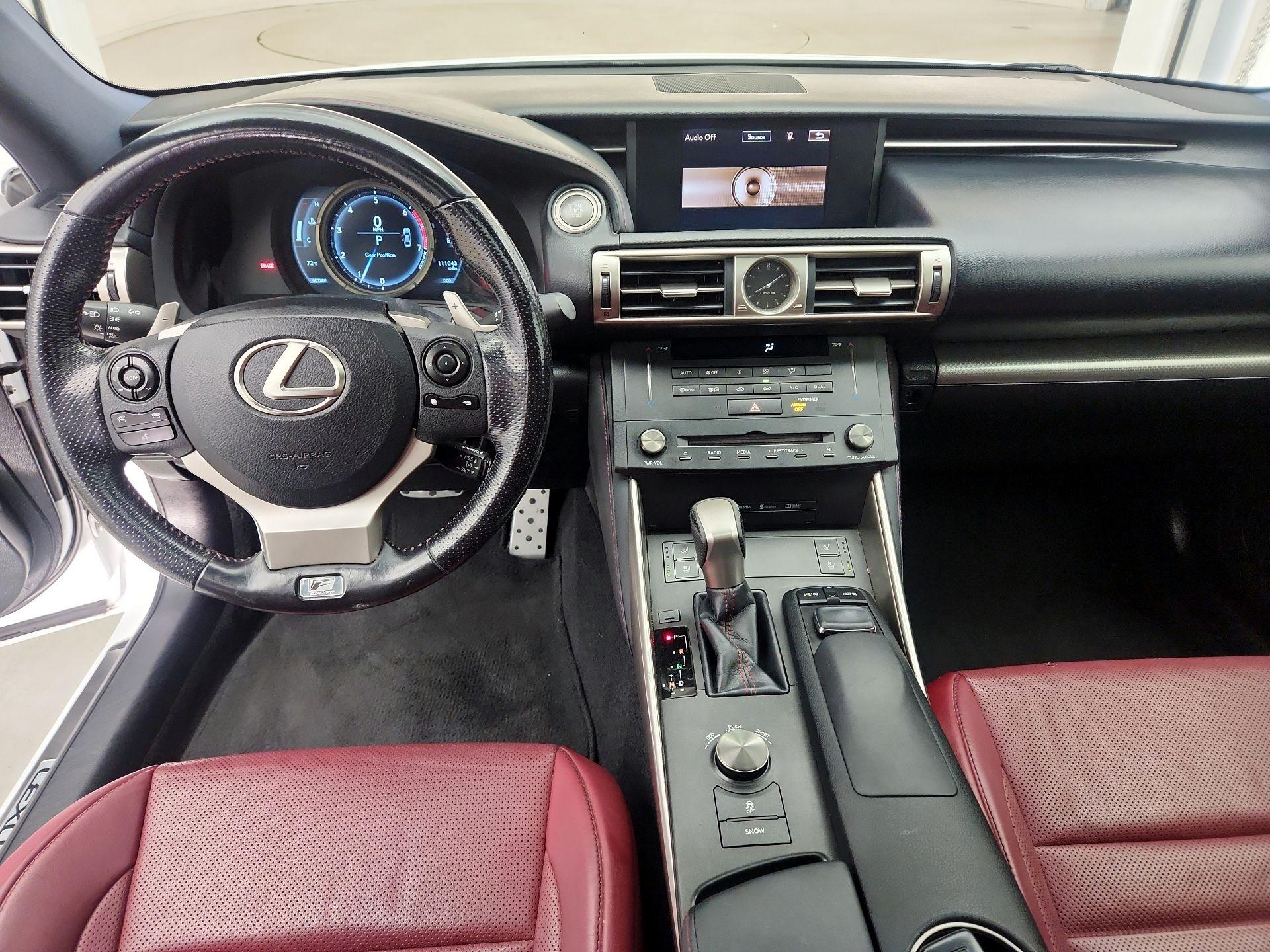 Thumbnail: 2016 Lexus IS - 9