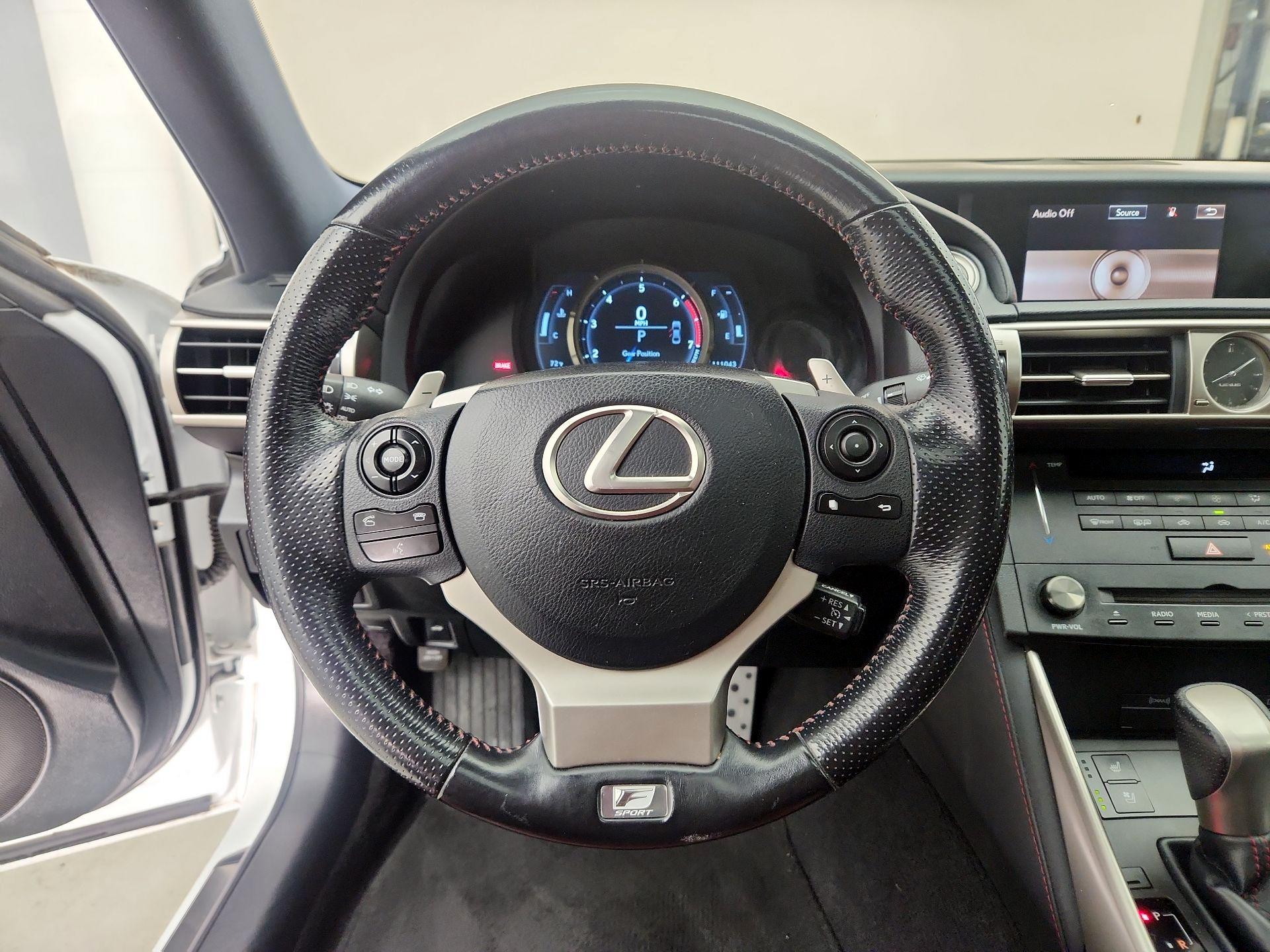 Thumbnail: 2016 Lexus IS - 10