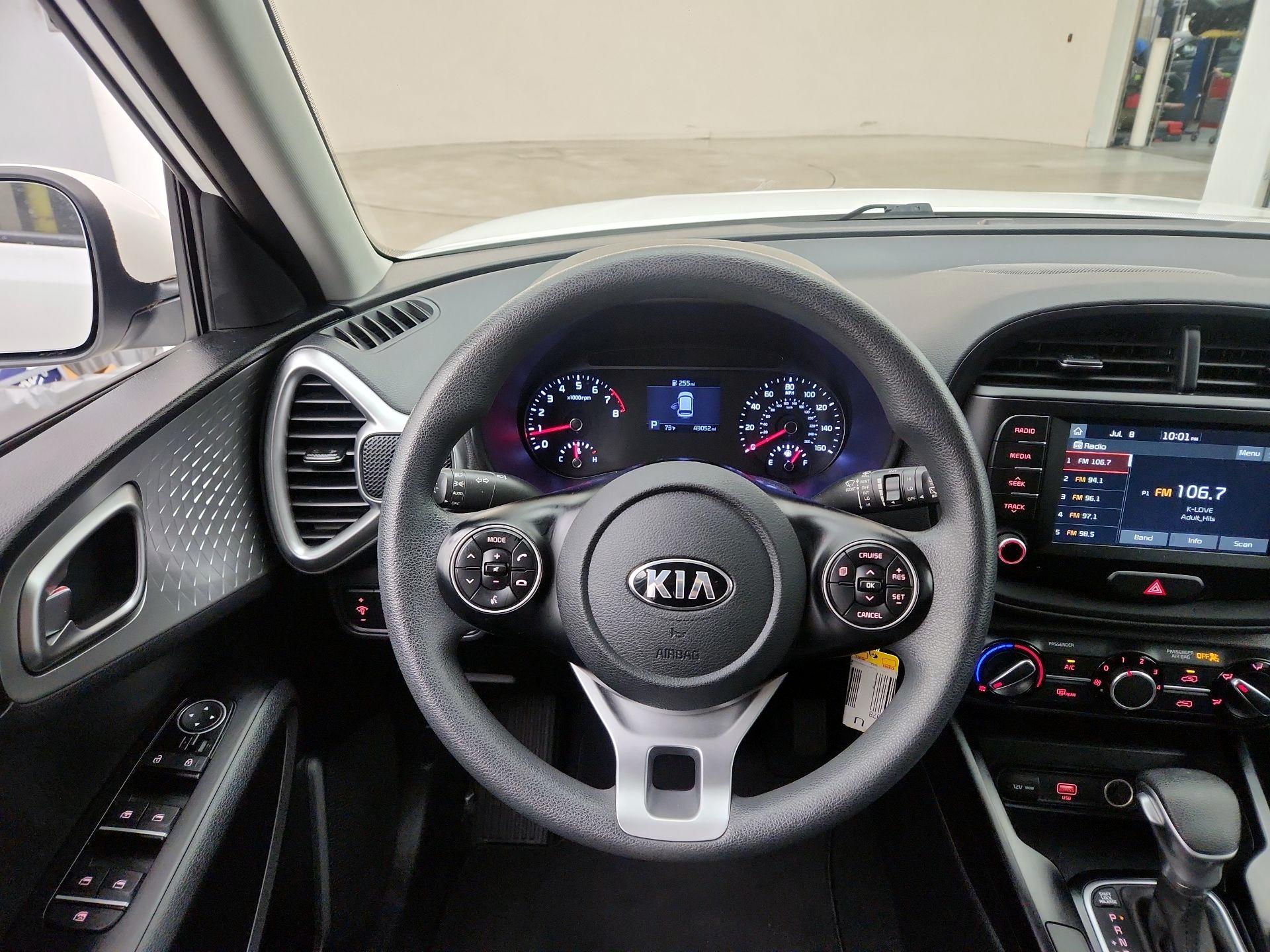 Thumbnail: 2020 Kia Soul - 10
