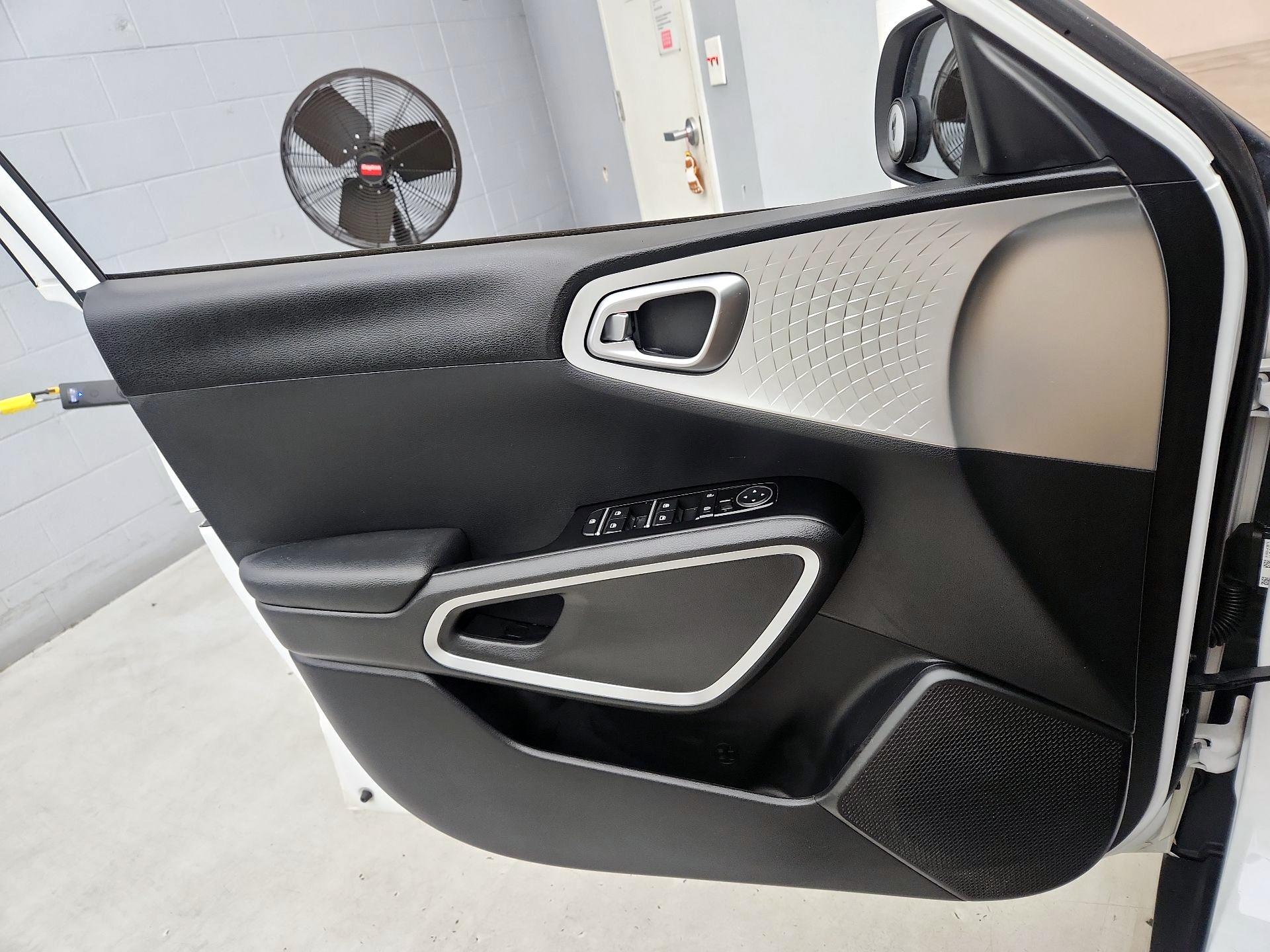 Thumbnail: 2020 Kia Soul - 12