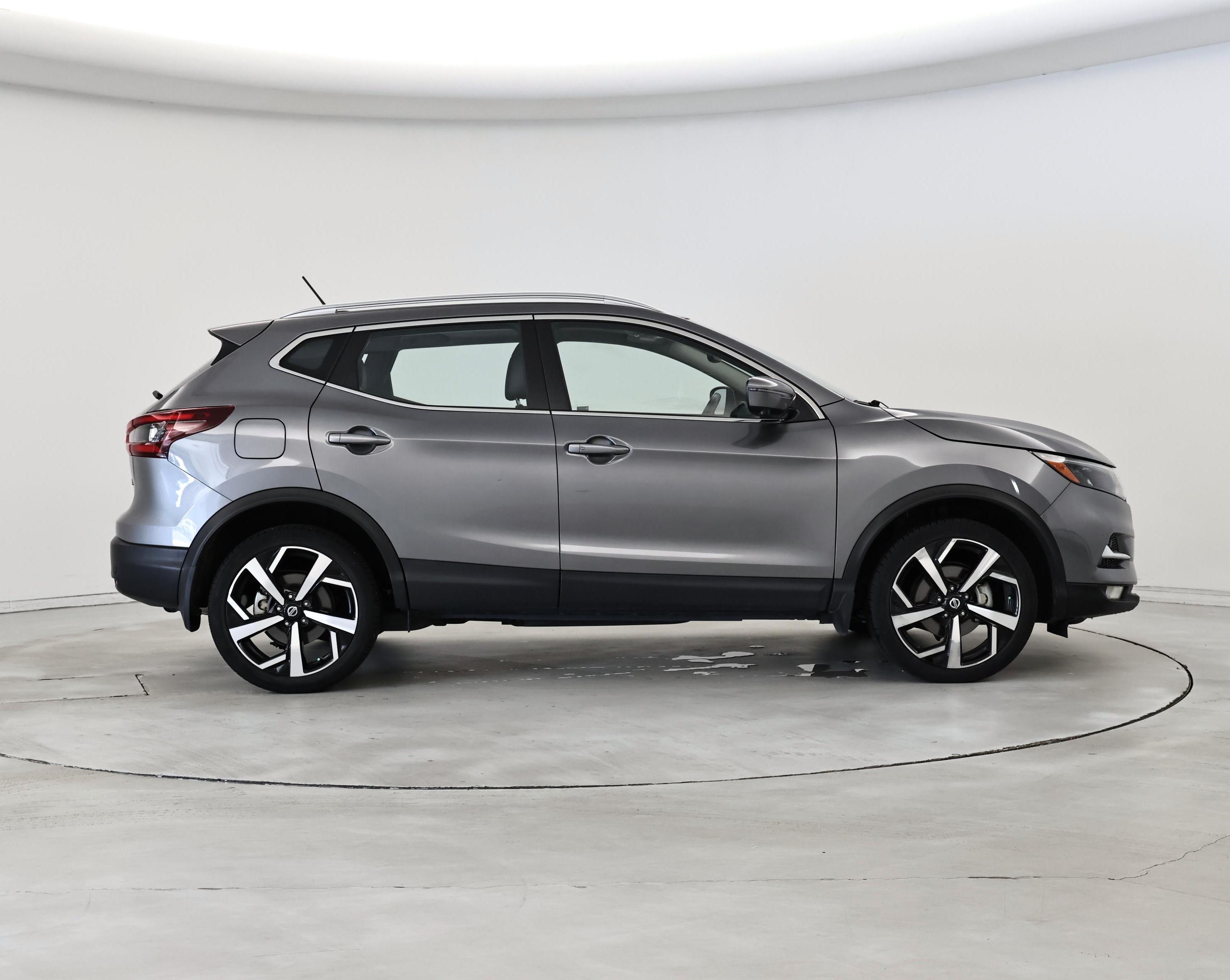 Thumbnail: 2022 Nissan Rogue Sport - 7