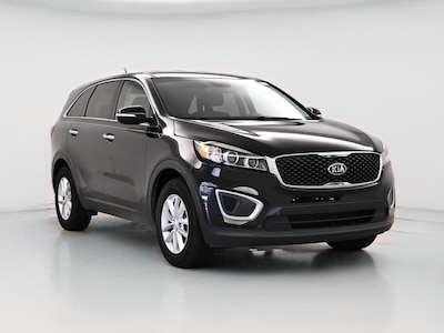 Black 2018 Kia Sorento L
