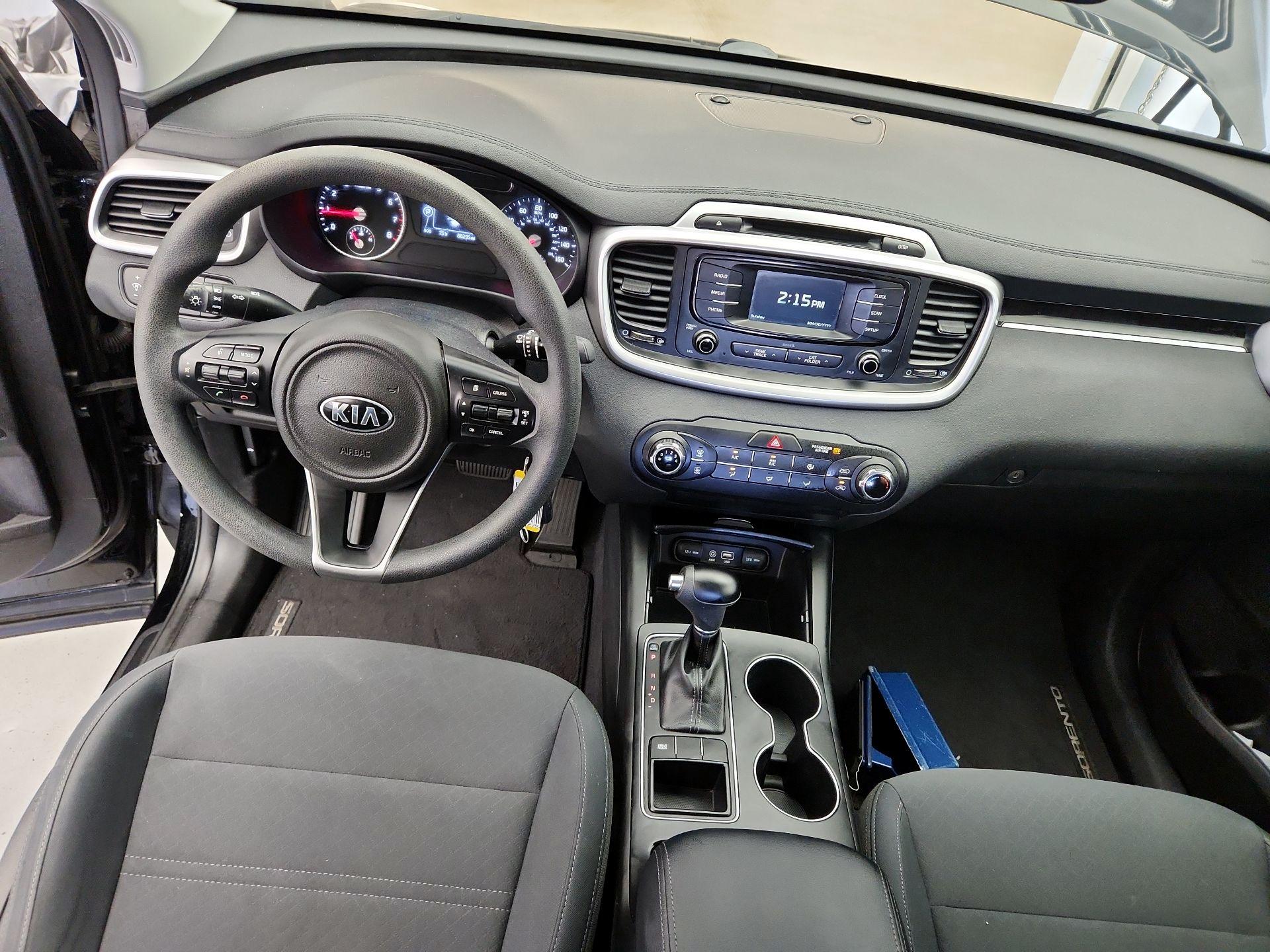 Thumbnail: 2018 Kia Sorento - 9